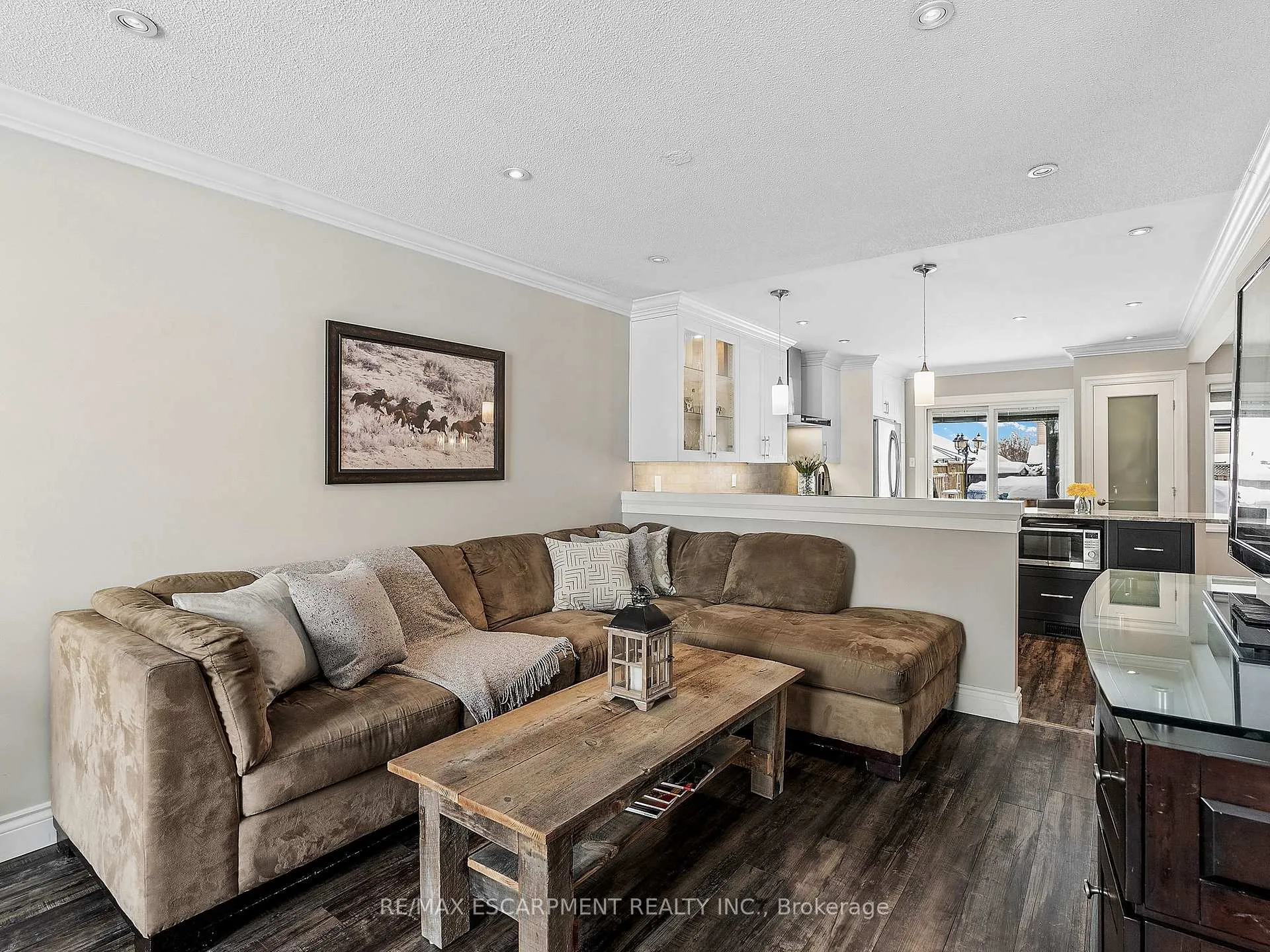 Photo 8 of 25 Lindsay Drive, Haldimand — HOMEH