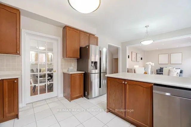 Photo 24 of 15 Vernet Crescent, Brampton, Vales of Castlemore North — HOMEH