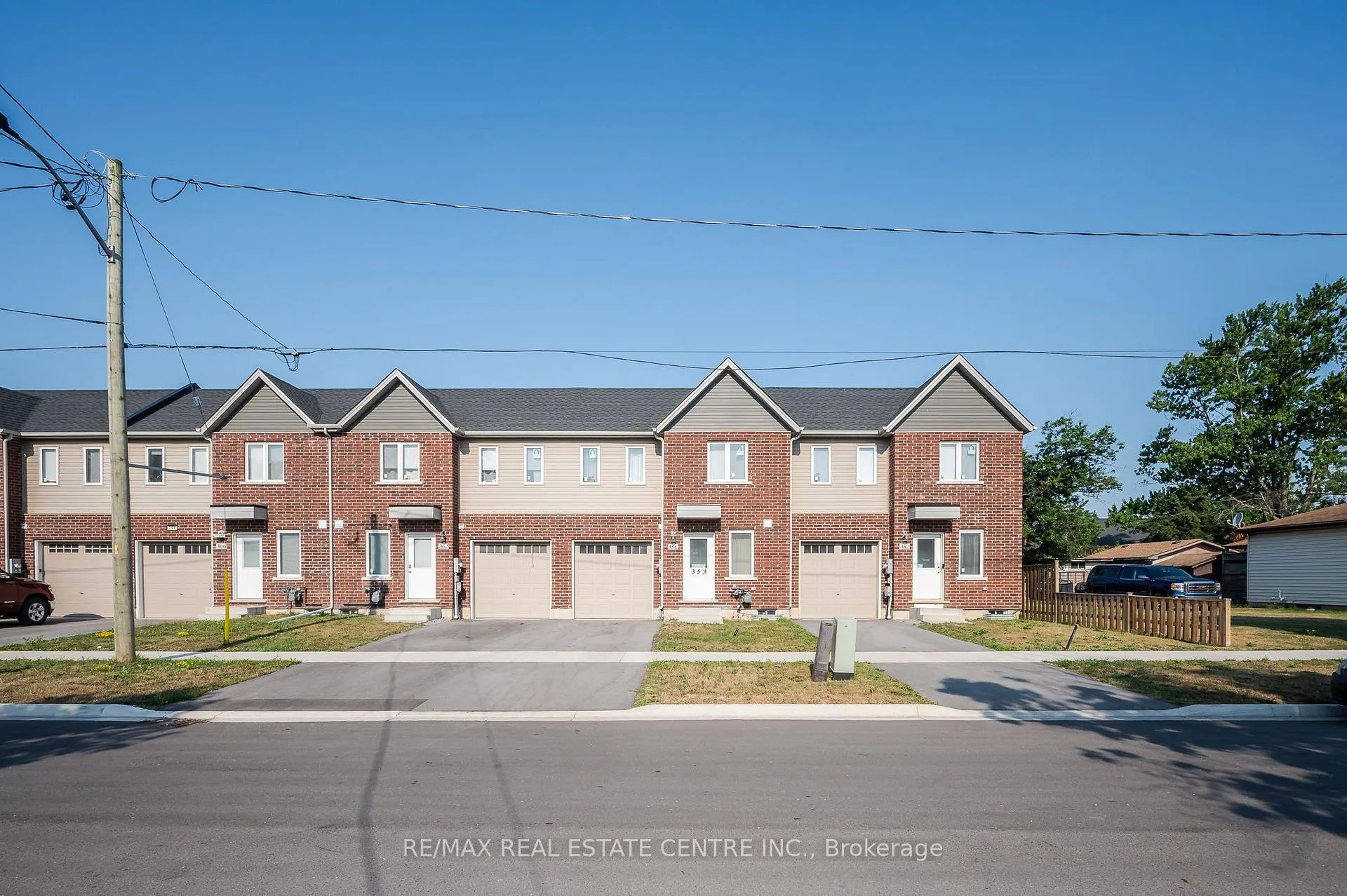 Photo 2 of 356 Alberta Street, Welland, Lincoln/Crowland — HOMEH