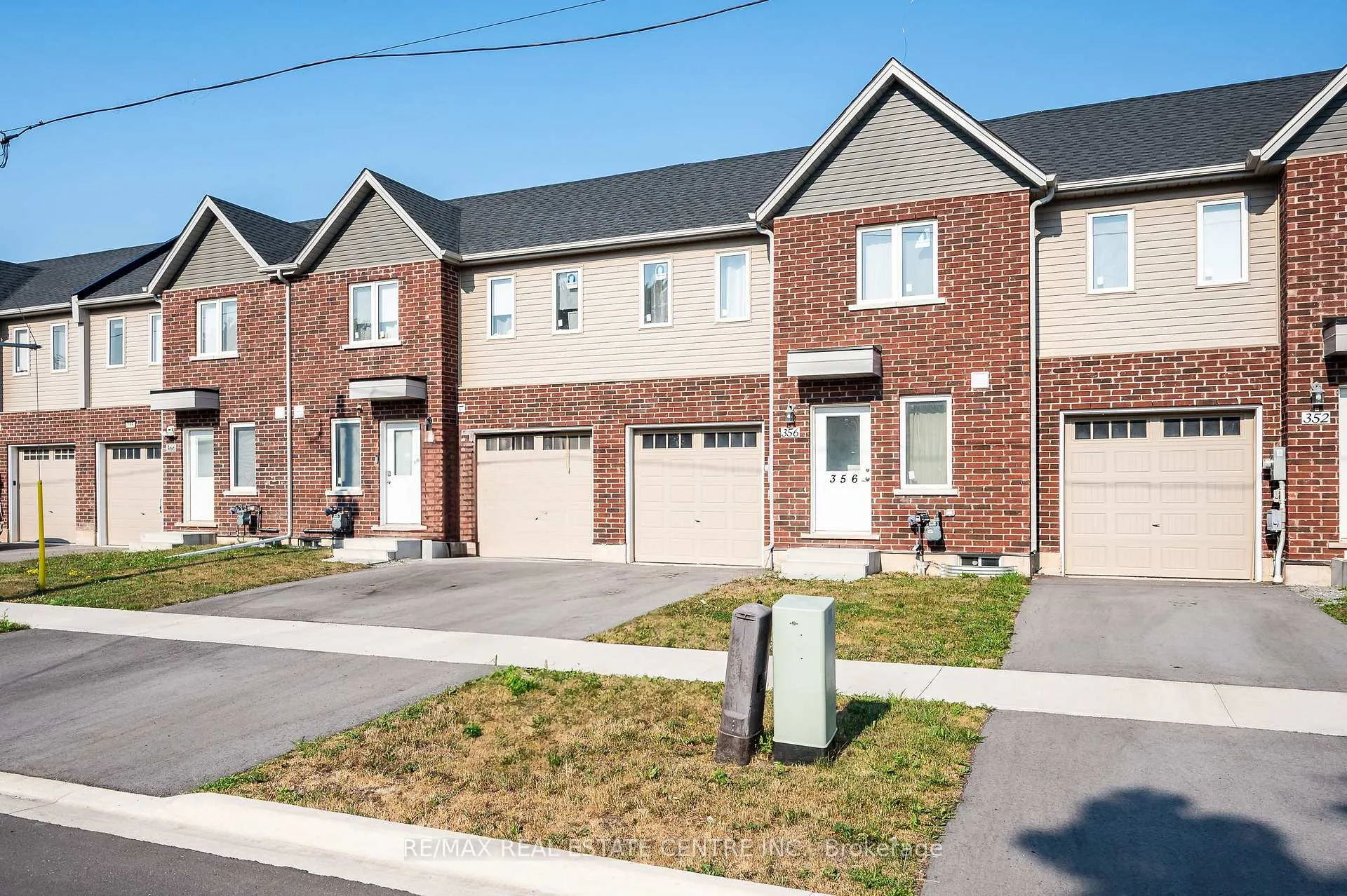Photo 3 of 356 Alberta Street, Welland, Lincoln/Crowland — HOMEH