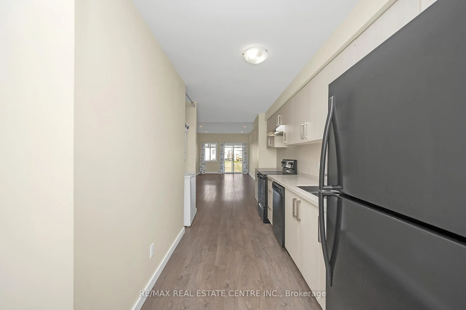 Photo 7 of 356 Alberta Street, Welland, Lincoln/Crowland — HOMEH