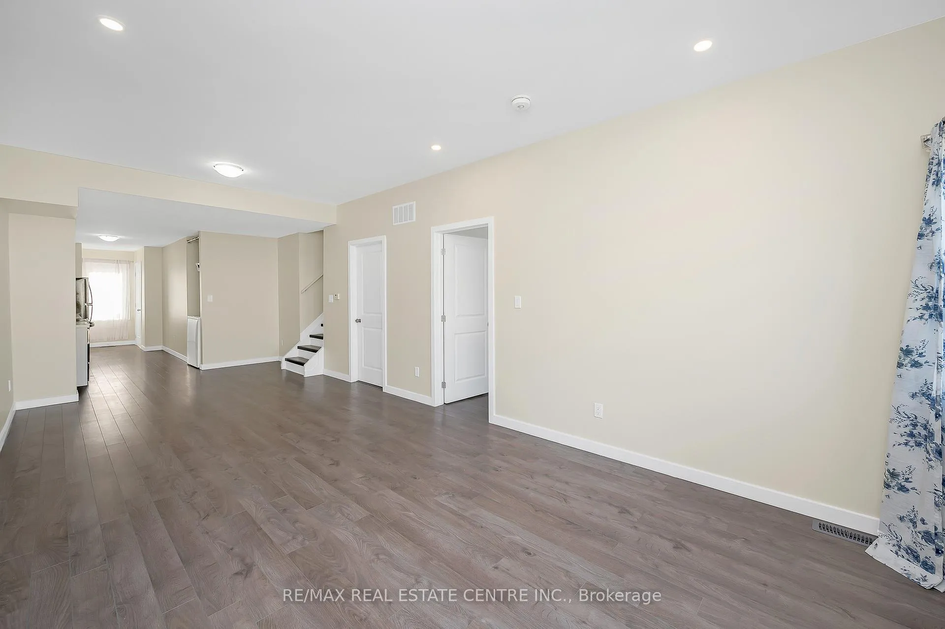 Photo 16 of 356 Alberta Street, Welland, Lincoln/Crowland — HOMEH