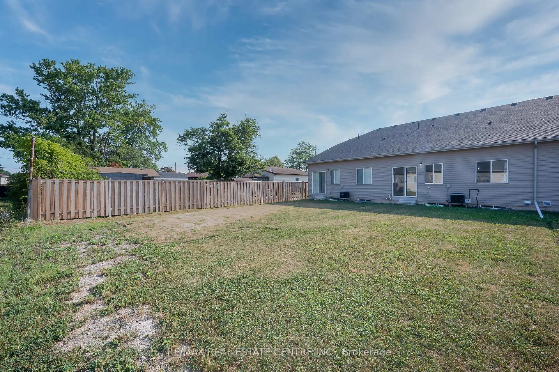 Photo 33 of 356 Alberta Street, Welland, Lincoln/Crowland — HOMEH