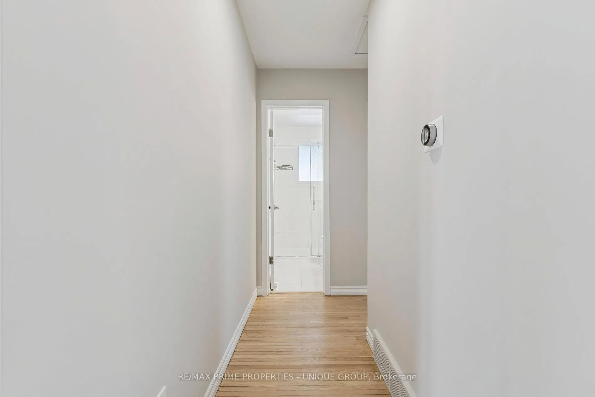 Photo 21 of 520 Teakwood Drive, Waterloo — HOMEH