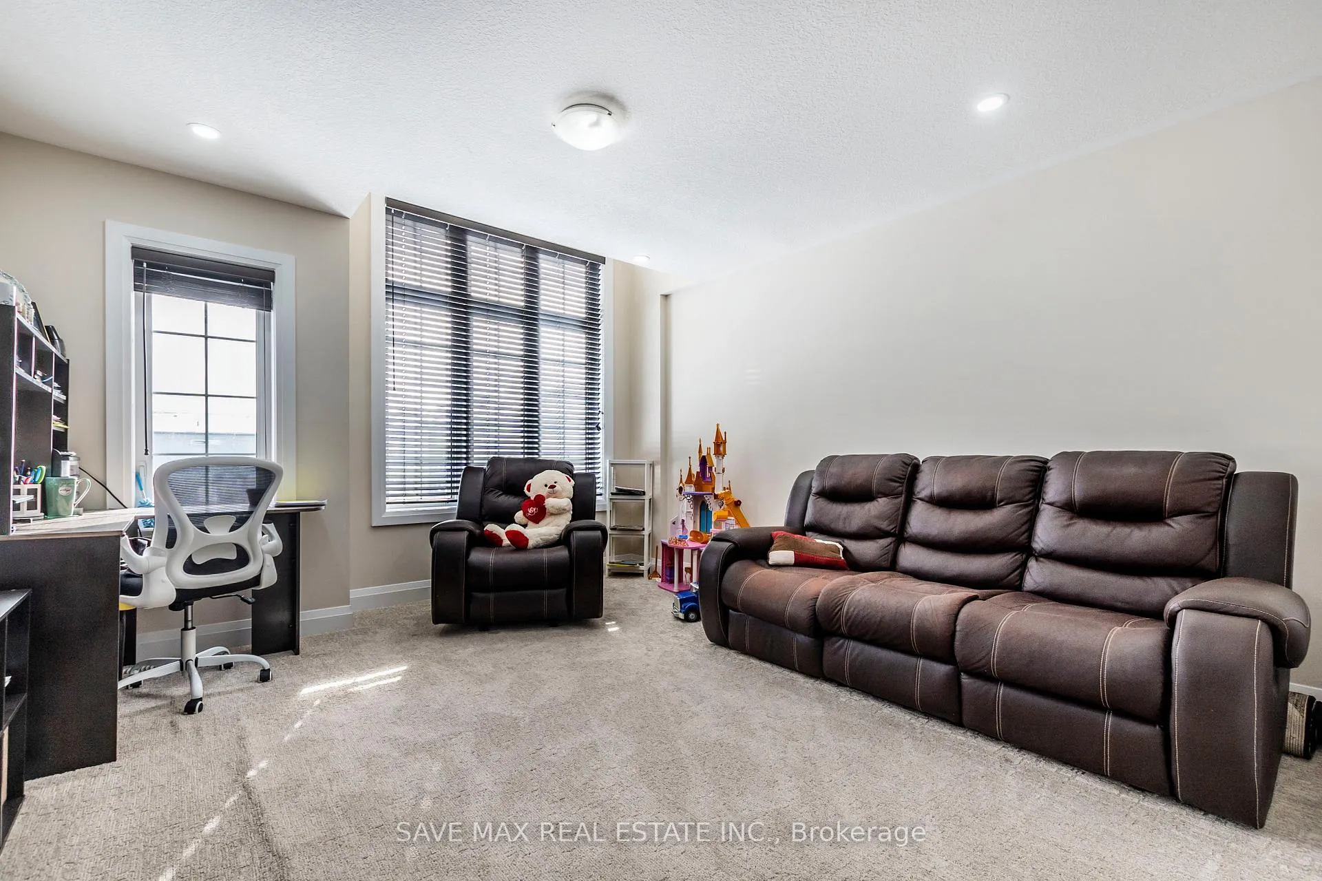 Photo 14 of 584 Mayapple Street, Waterloo — HOMEH