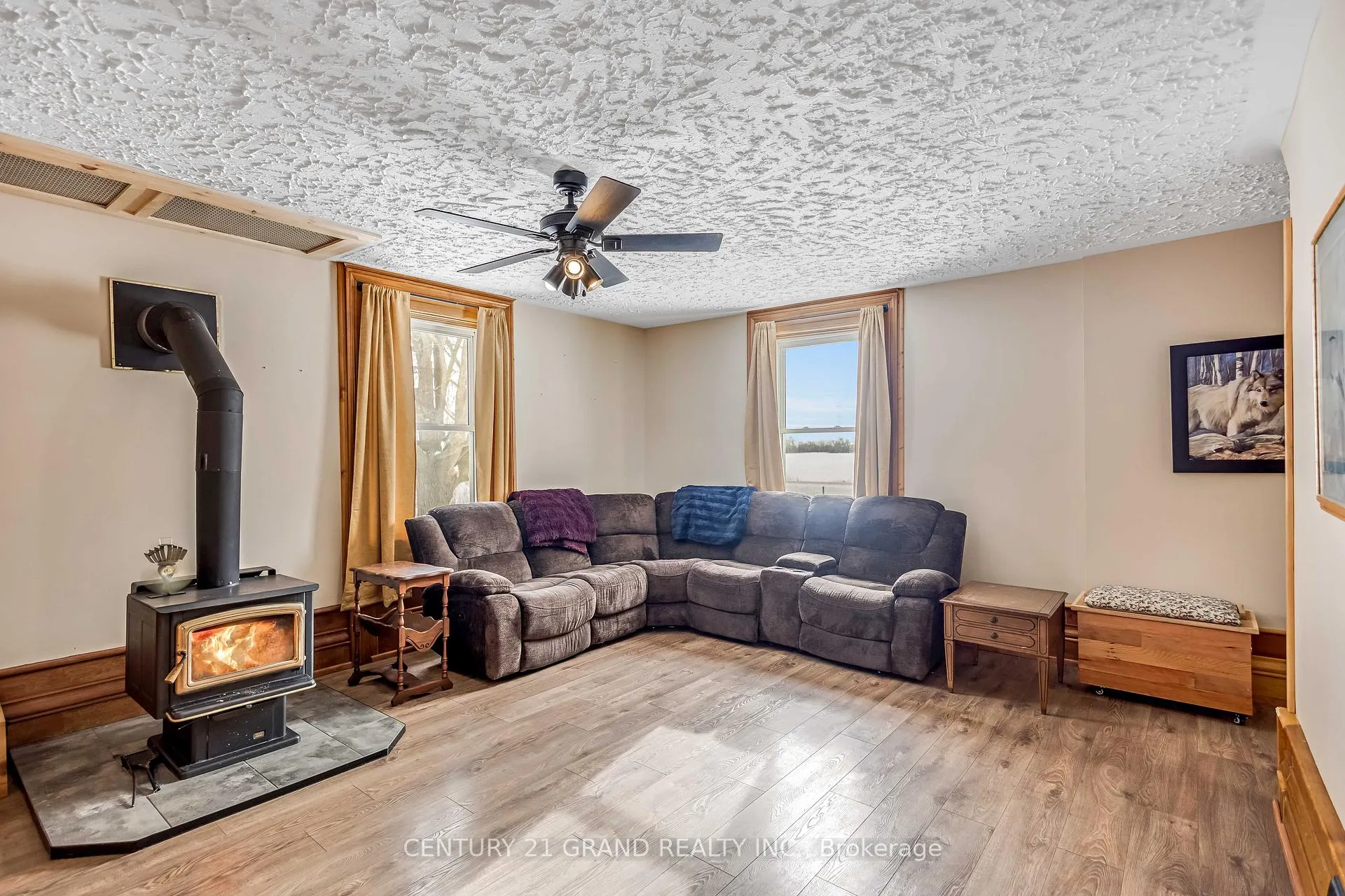 Photo 10 of 1307 Concession 3 Road, Norfolk, Townsend — HOMEH