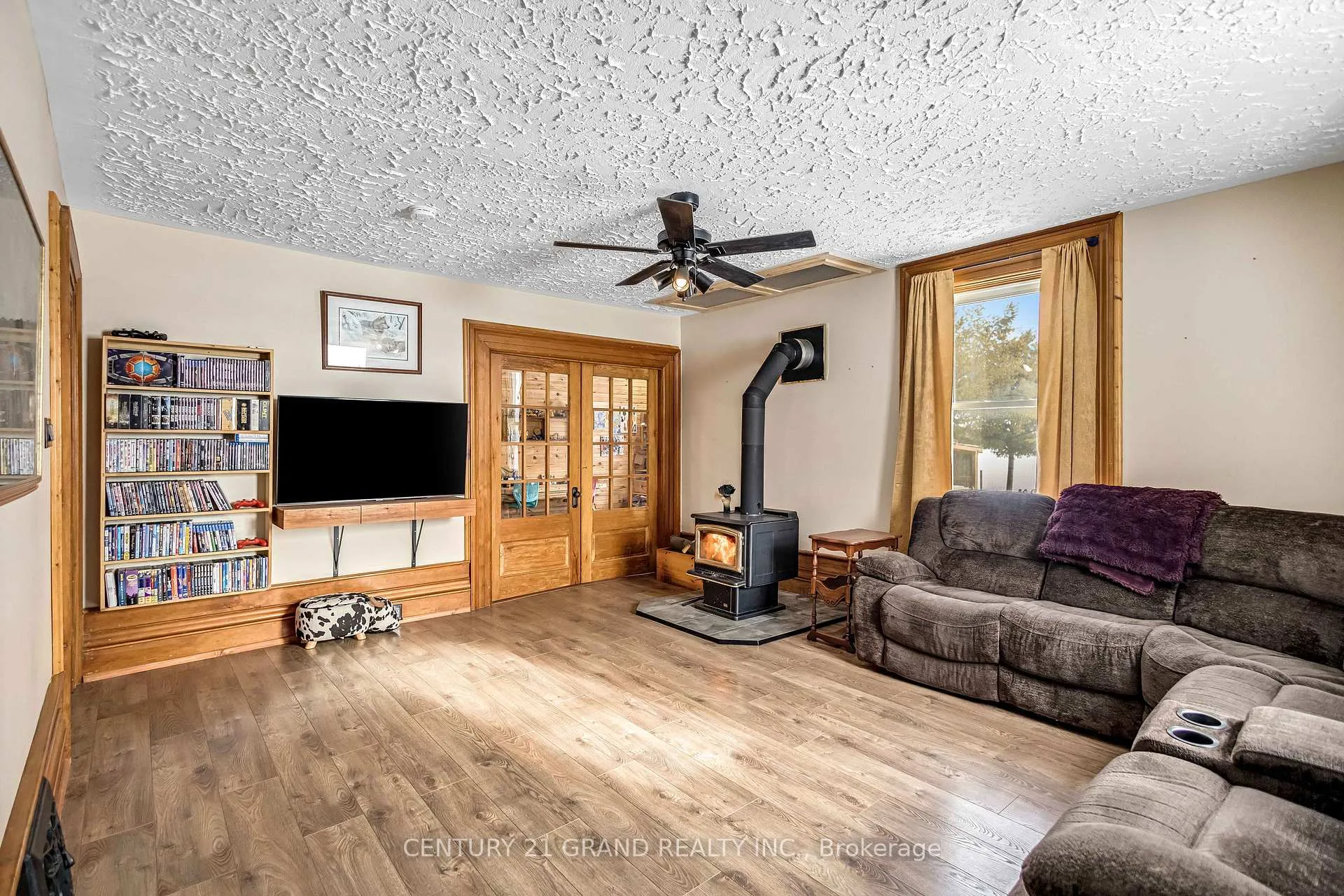Photo 11 of 1307 Concession 3 Road, Norfolk, Townsend — HOMEH