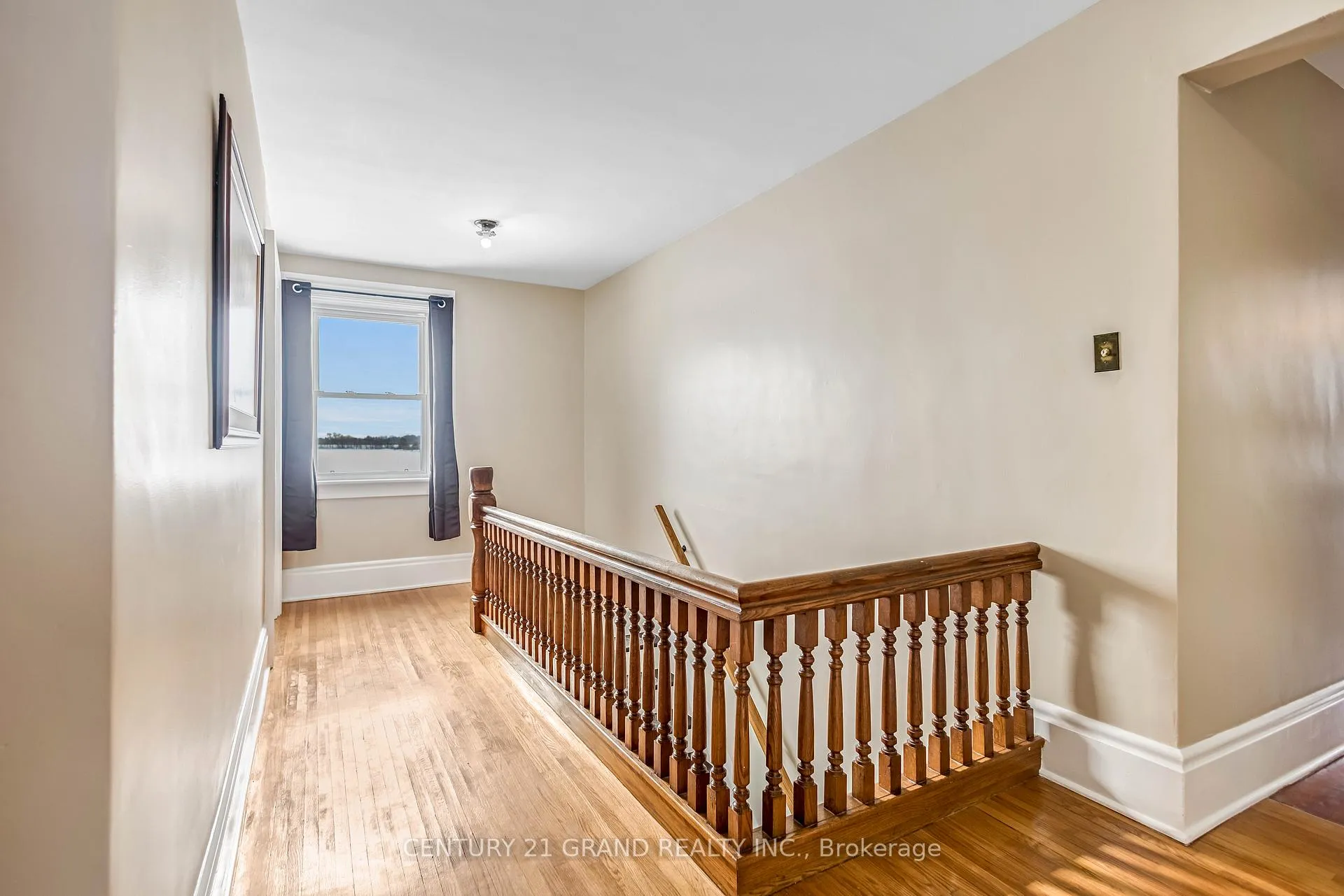 Photo 14 of 1307 Concession 3 Road, Norfolk, Townsend — HOMEH