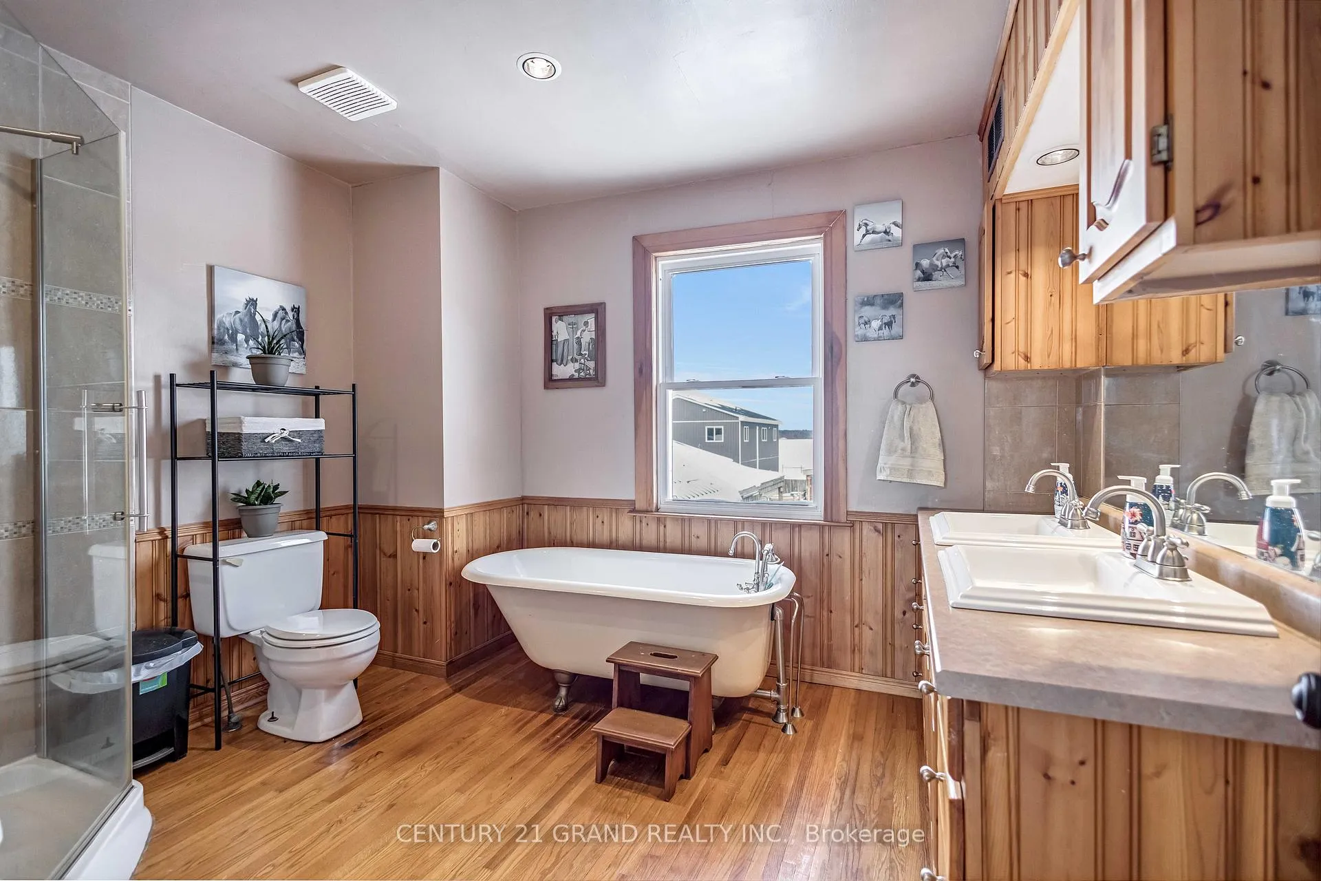 Photo 19 of 1307 Concession 3 Road, Norfolk, Townsend — HOMEH