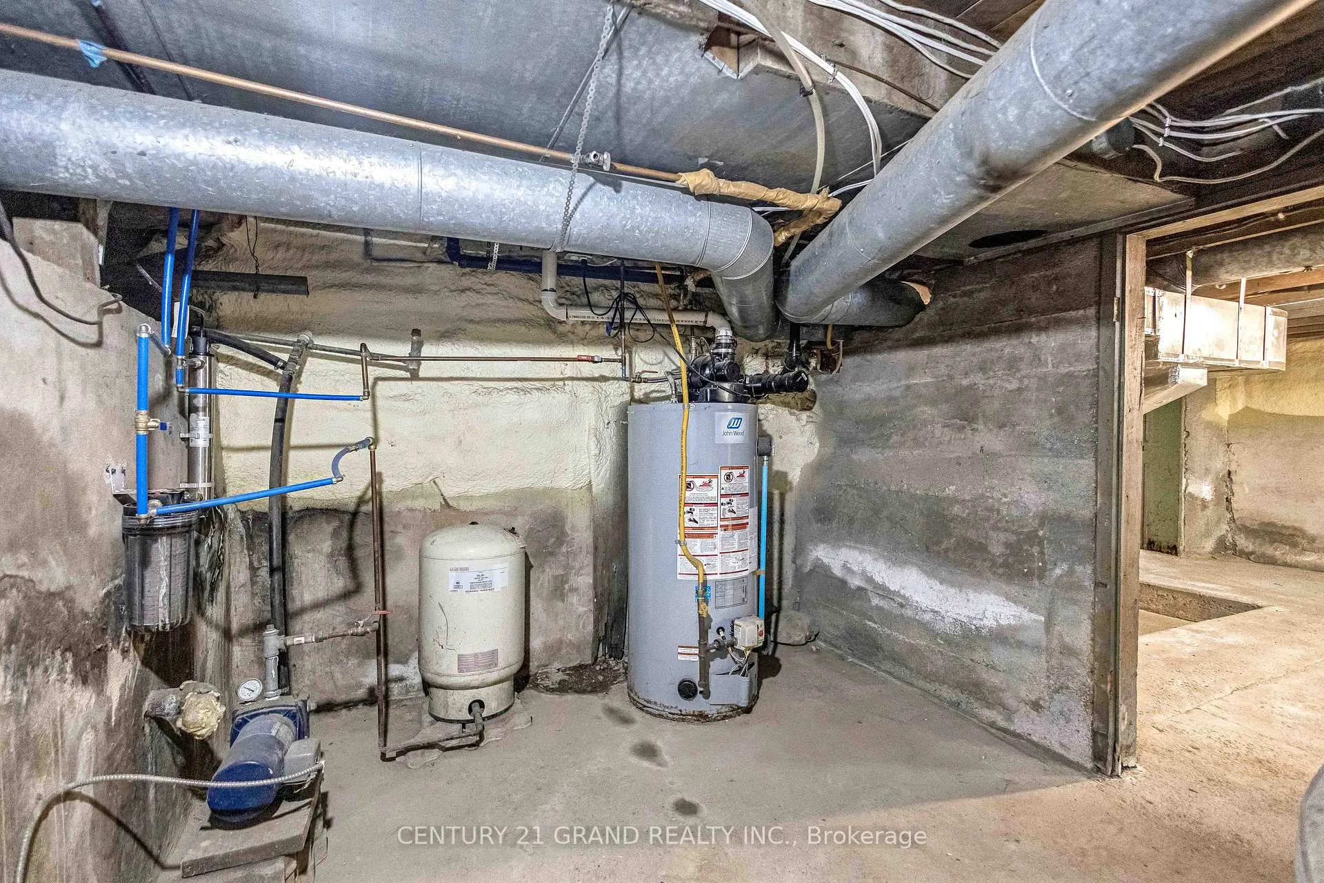 Photo 23 of 1307 Concession 3 Road, Norfolk, Townsend — HOMEH
