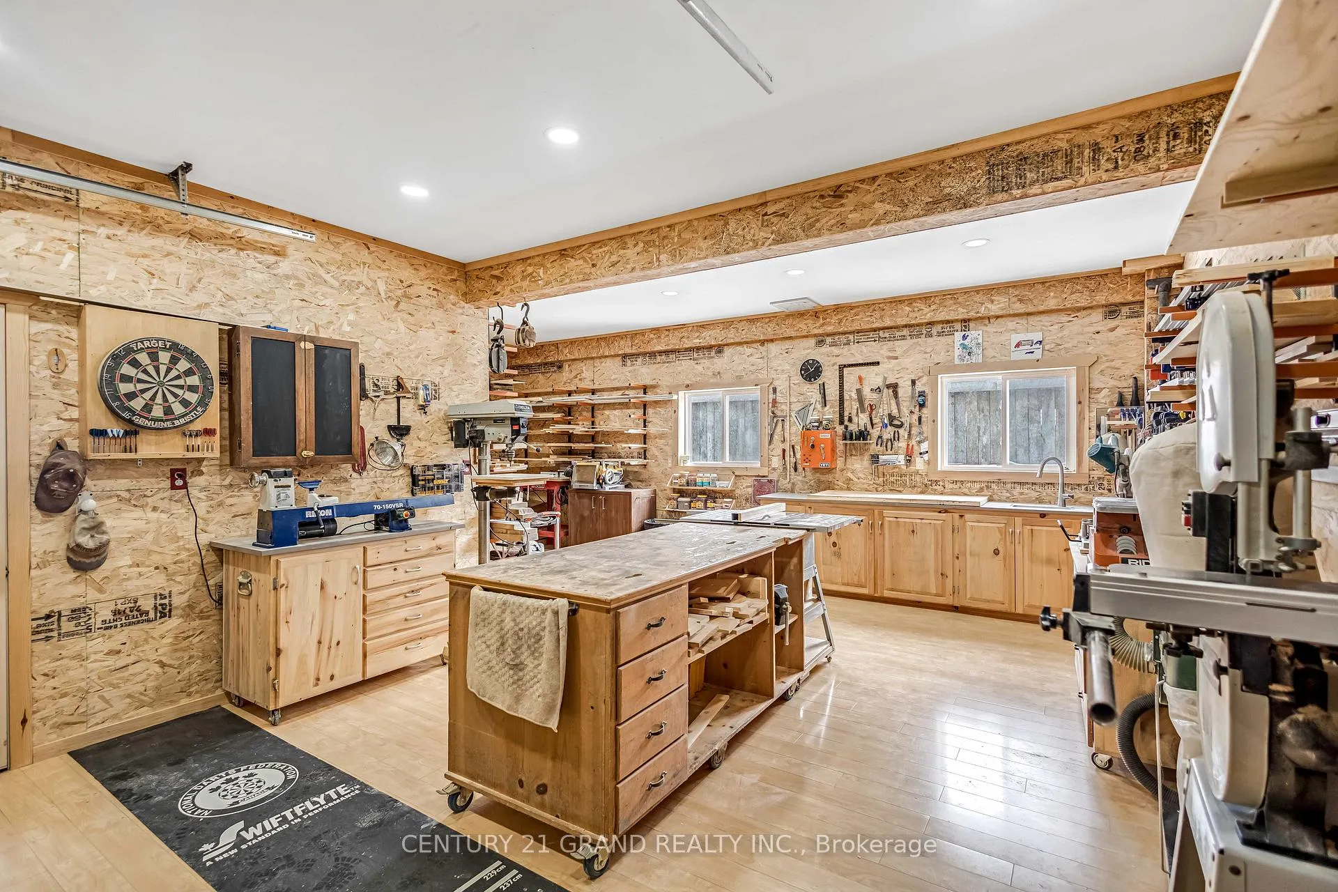 Photo 27 of 1307 Concession 3 Road, Norfolk, Townsend — HOMEH