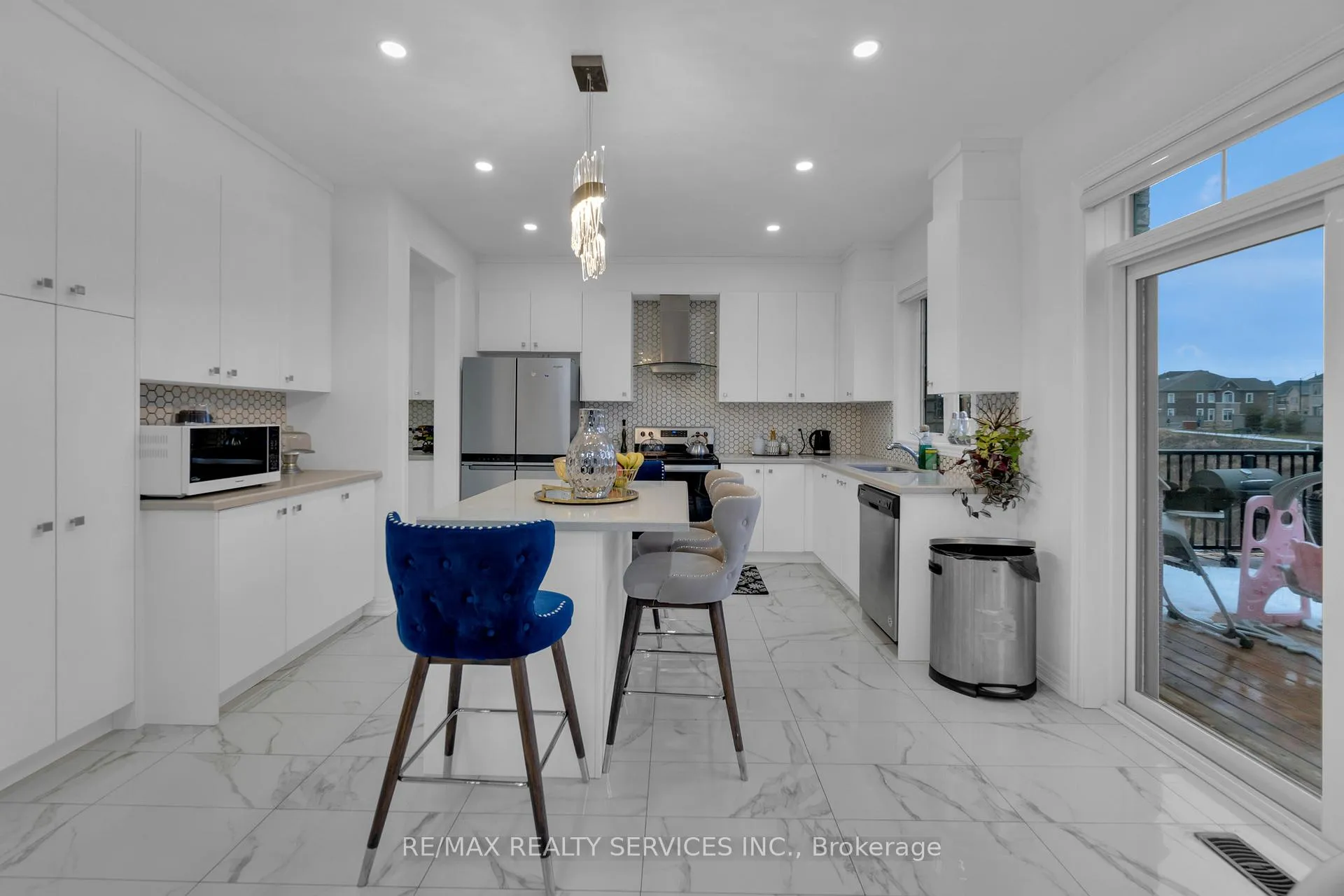 Photo 9 of 59 Hawtrey Road, Brampton, Northwest Brampton — HOMEH