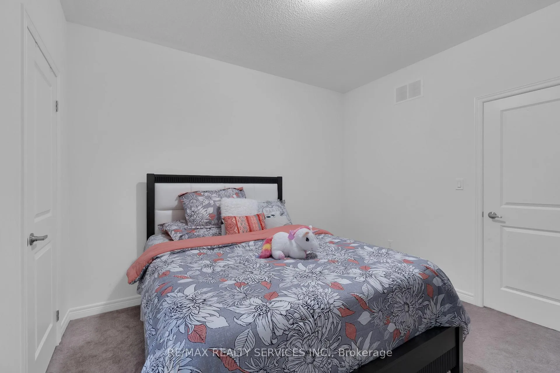 Photo 20 of 59 Hawtrey Road, Brampton, Northwest Brampton — HOMEH