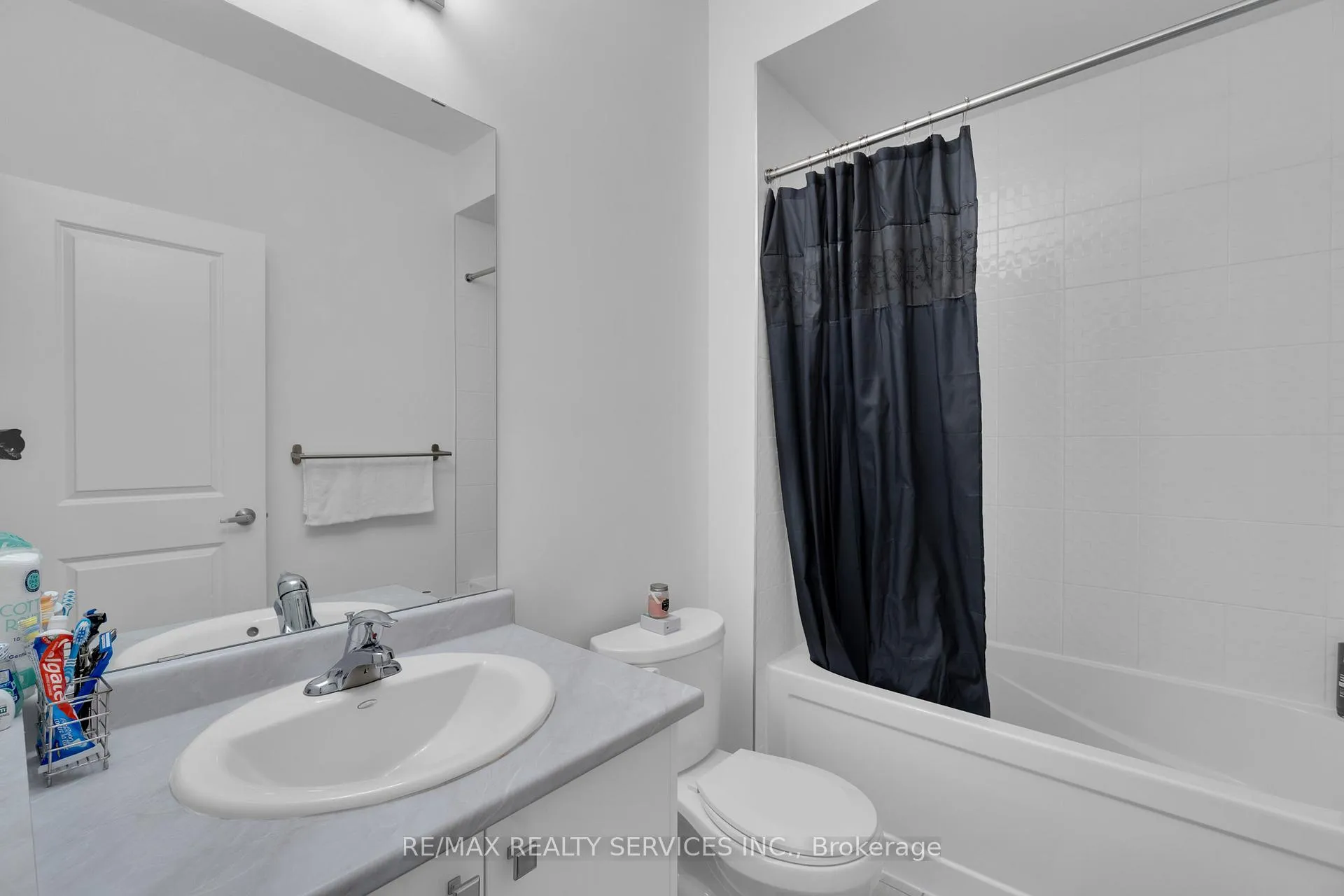 Photo 25 of 59 Hawtrey Road, Brampton, Northwest Brampton — HOMEH