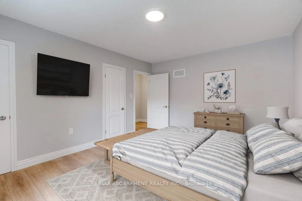 Photo 16 of 4290 Crescent Avenue, Lincoln, Beamsville — HOMEH
