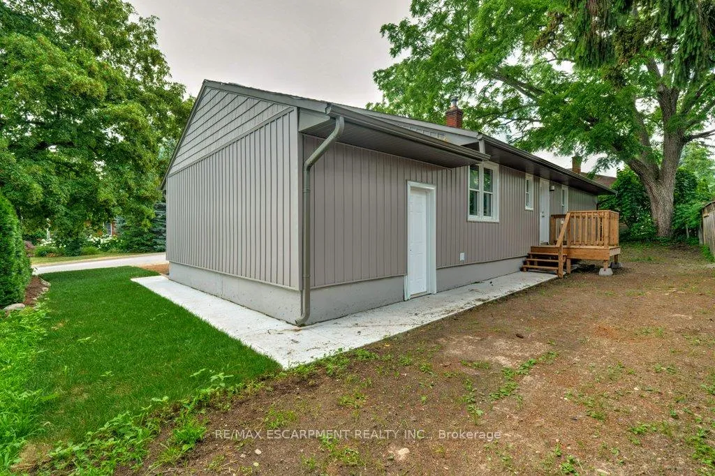 Photo 23 of 4290 Crescent Avenue, Lincoln, Beamsville — HOMEH