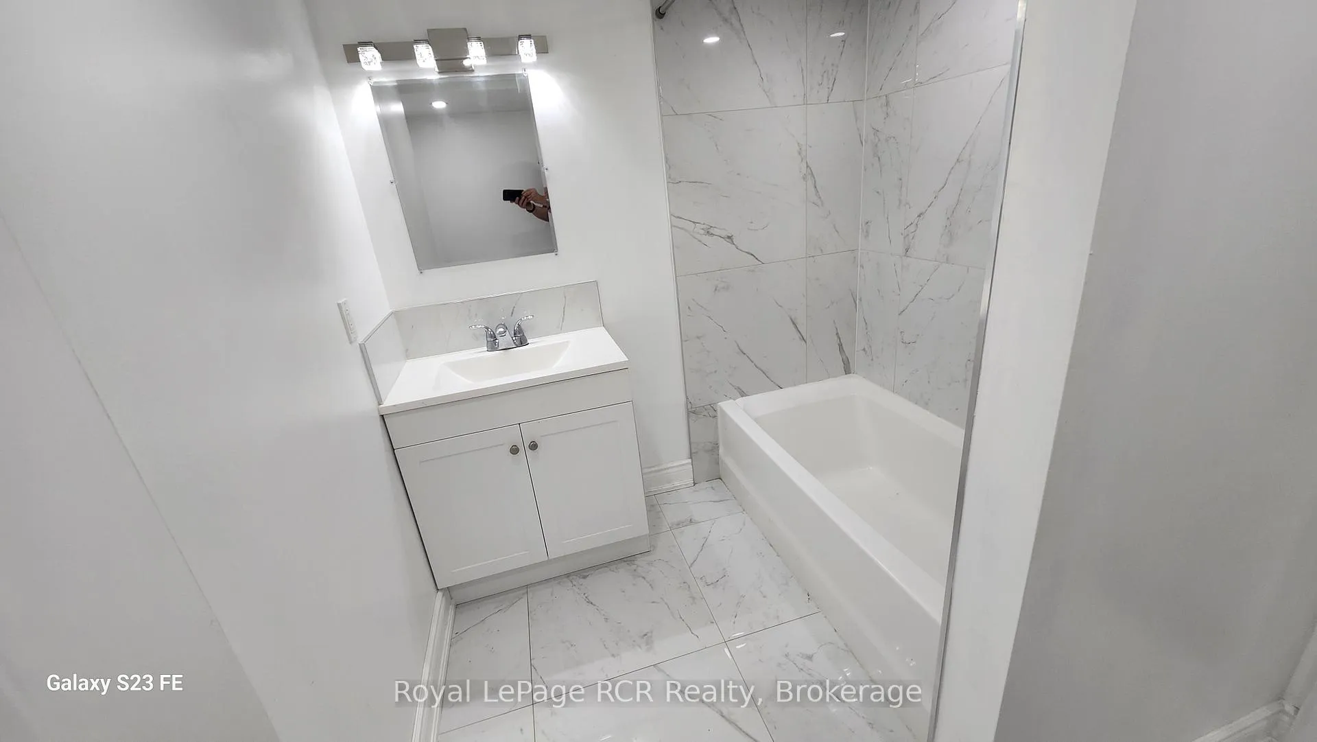 Photo 16 of 338 Van Dusen Avenue, Southgate — HOMEH