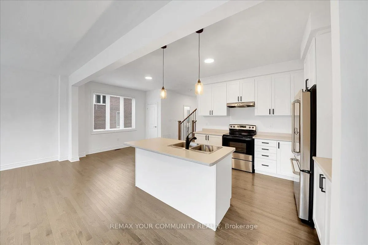 Photo 18 of 14 Lisa Street, Wasaga Beach — HOMEH