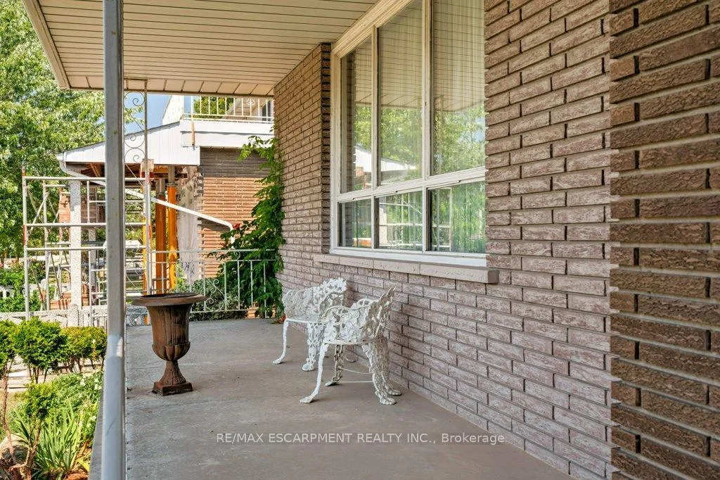 Photo 5 of 56 Gray Road, Hamilton, Corman — HOMEH