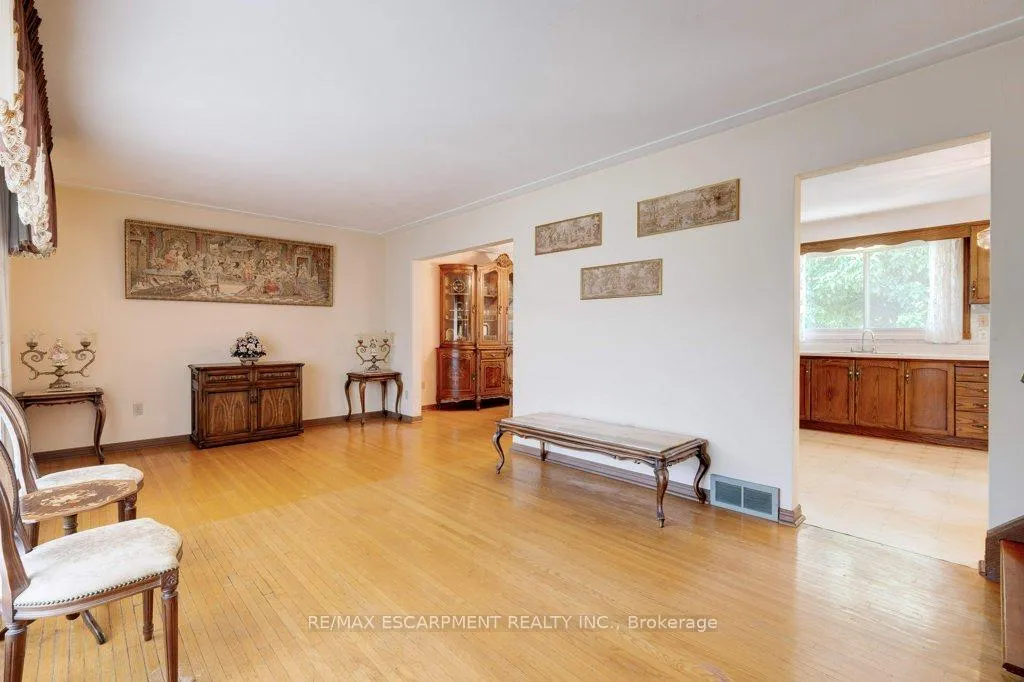 Photo 6 of 56 Gray Road, Hamilton, Corman — HOMEH