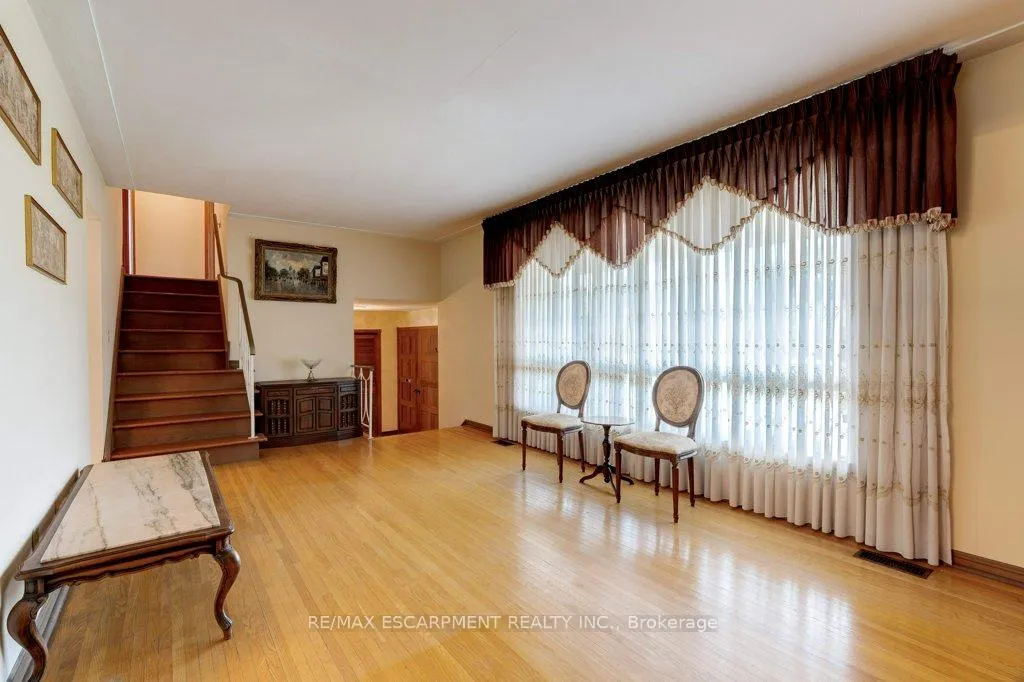 Photo 7 of 56 Gray Road, Hamilton, Corman — HOMEH