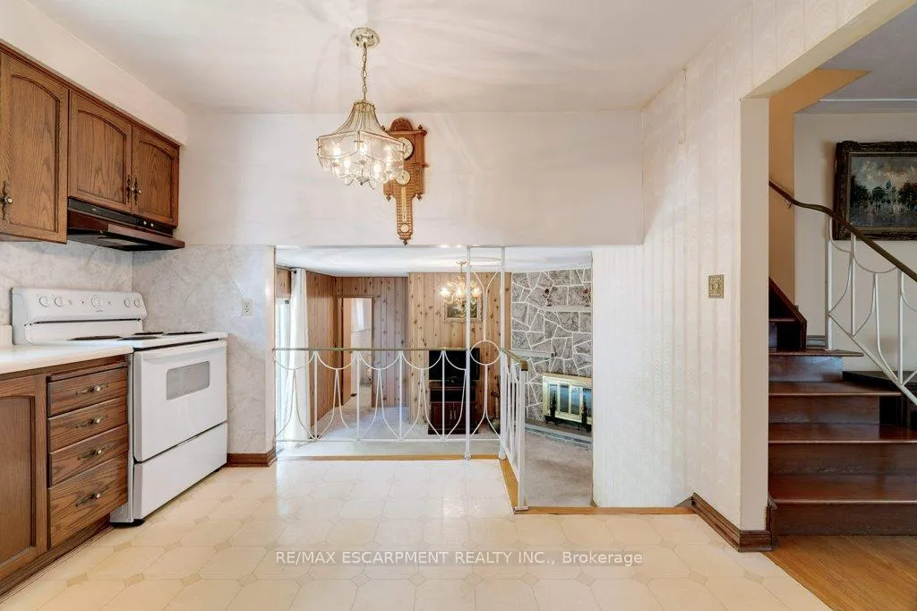 Photo 14 of 56 Gray Road, Hamilton, Corman — HOMEH