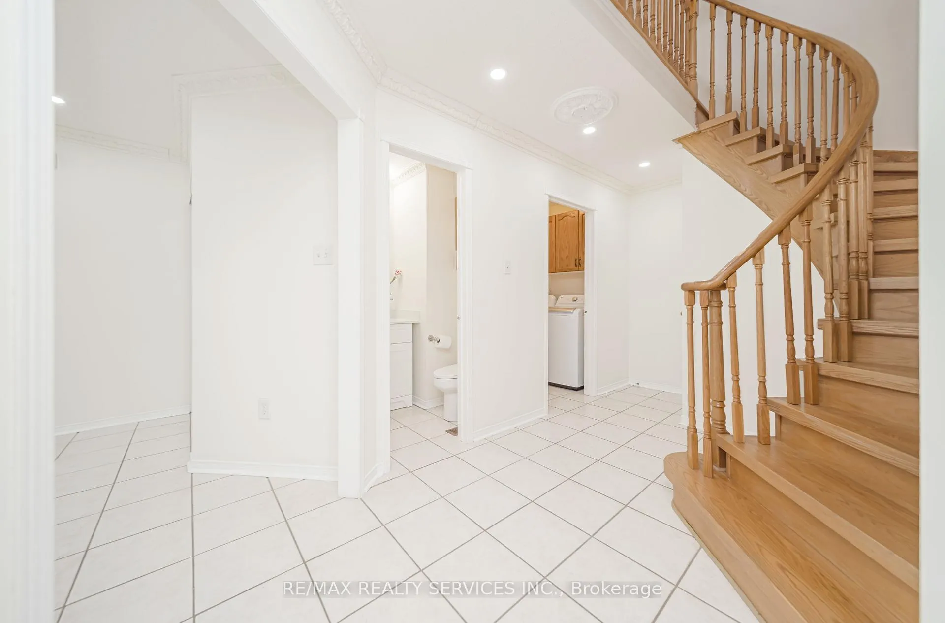 Photo 5 of 60 Dwellers Road, Brampton, Fletcher's Creek Village — HOMEH