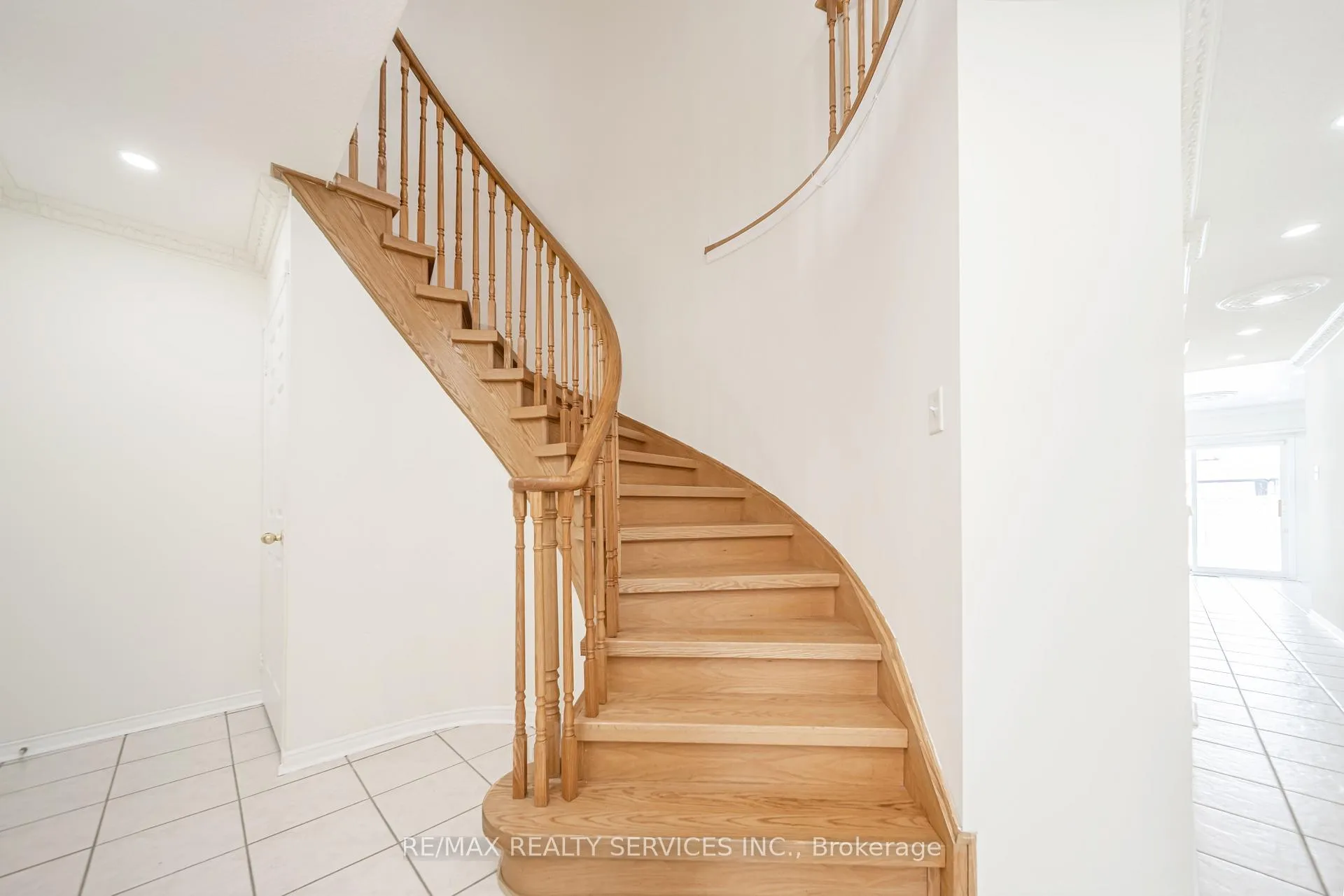 Photo 22 of 60 Dwellers Road, Brampton, Fletcher's Creek Village — HOMEH