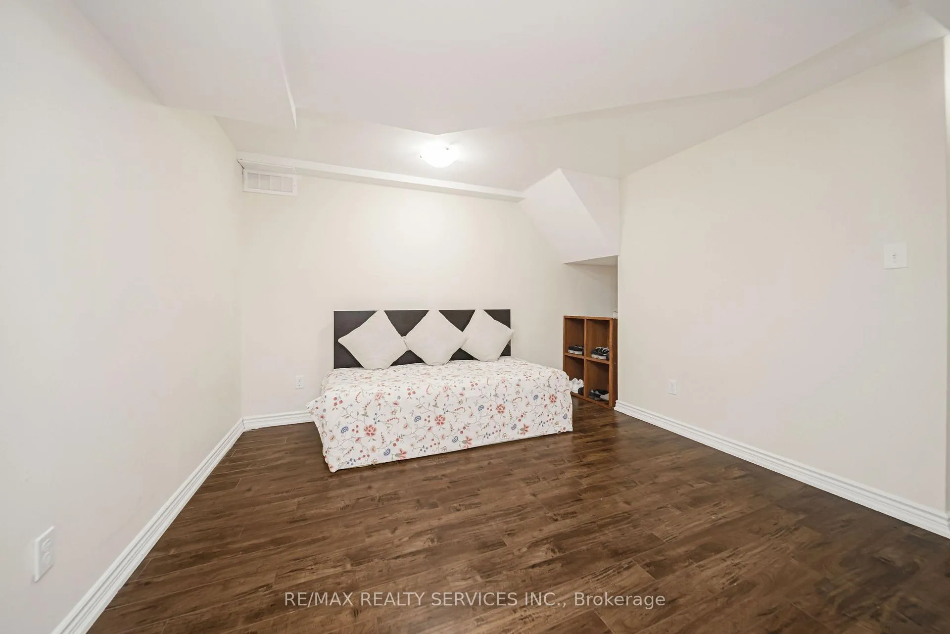 Photo 47 of 60 Dwellers Road, Brampton, Fletcher's Creek Village — HOMEH