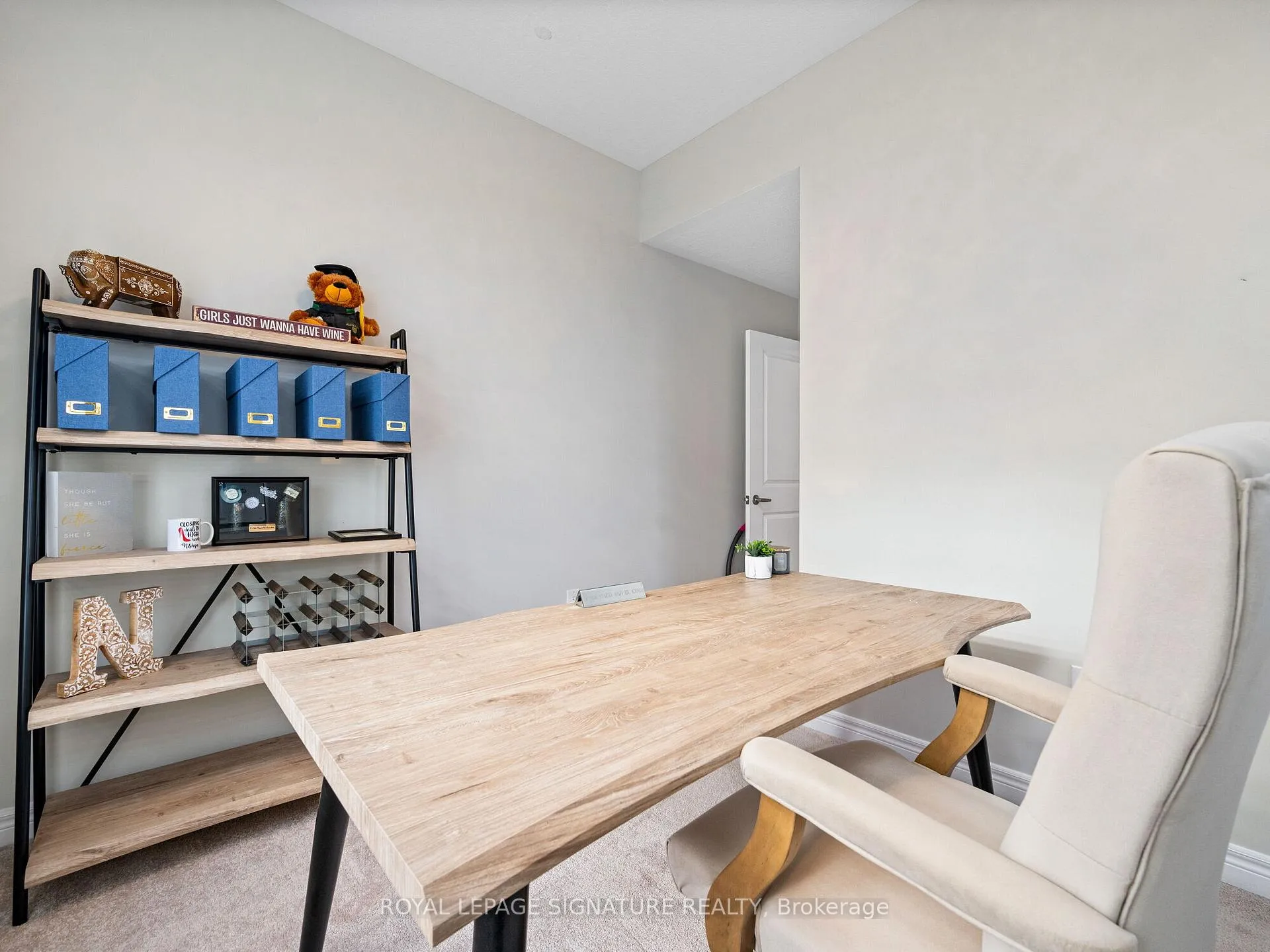Photo 32 of 27 Canoe Lane, Hamilton, Vincent — HOMEH