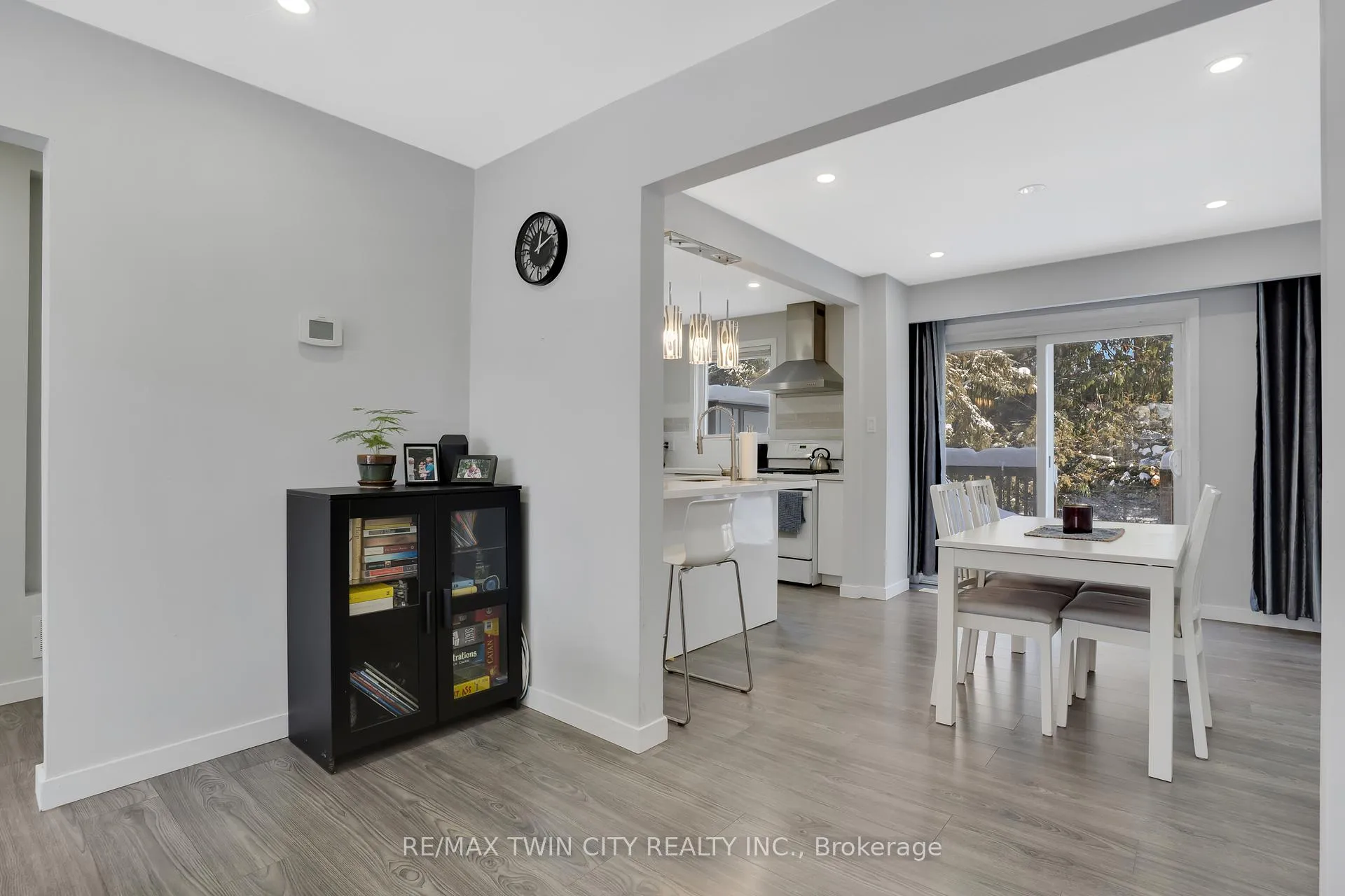 Photo 14 of 22 Ralgreen Crescent, Kitchener — HOMEH
