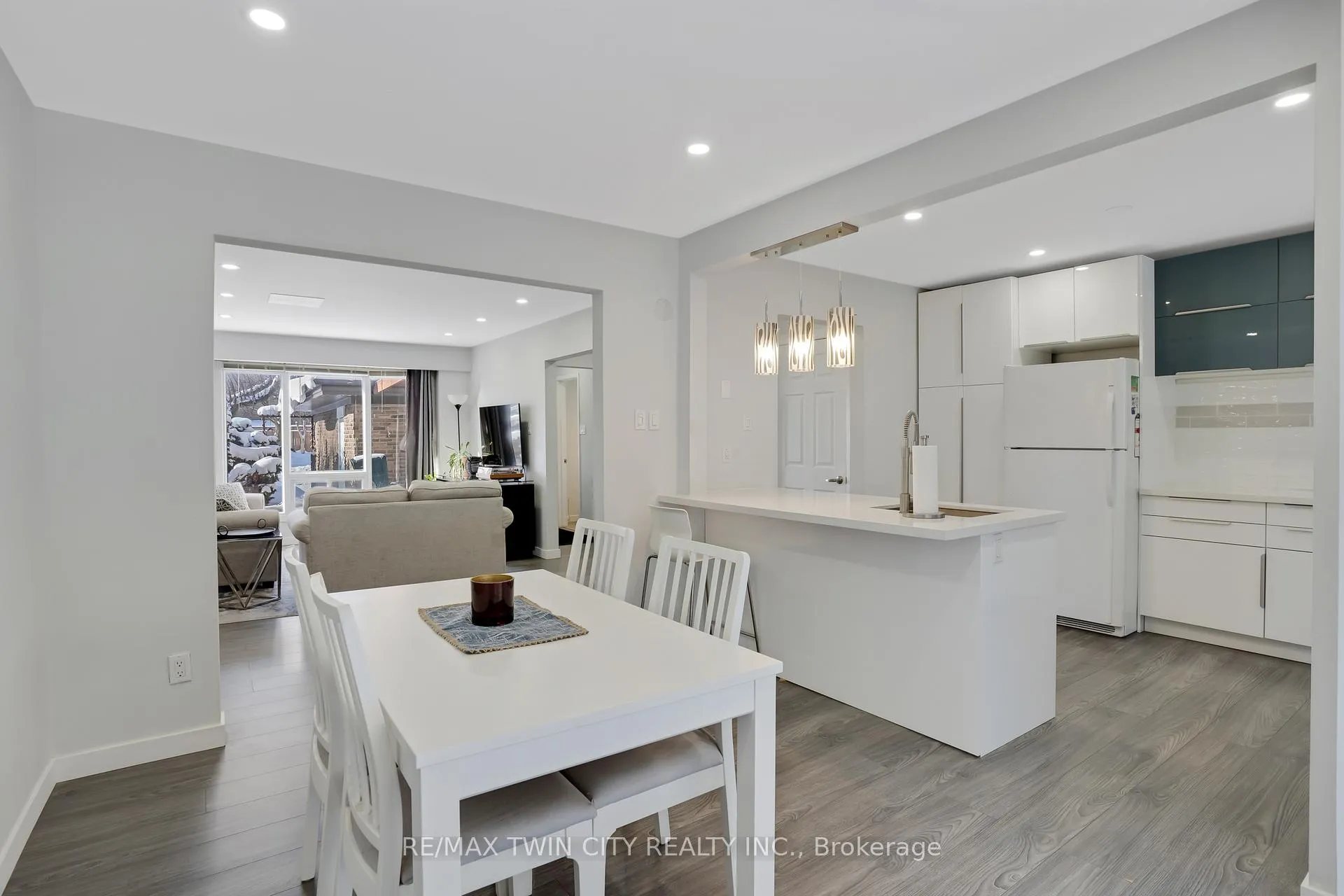 Photo 16 of 22 Ralgreen Crescent, Kitchener — HOMEH