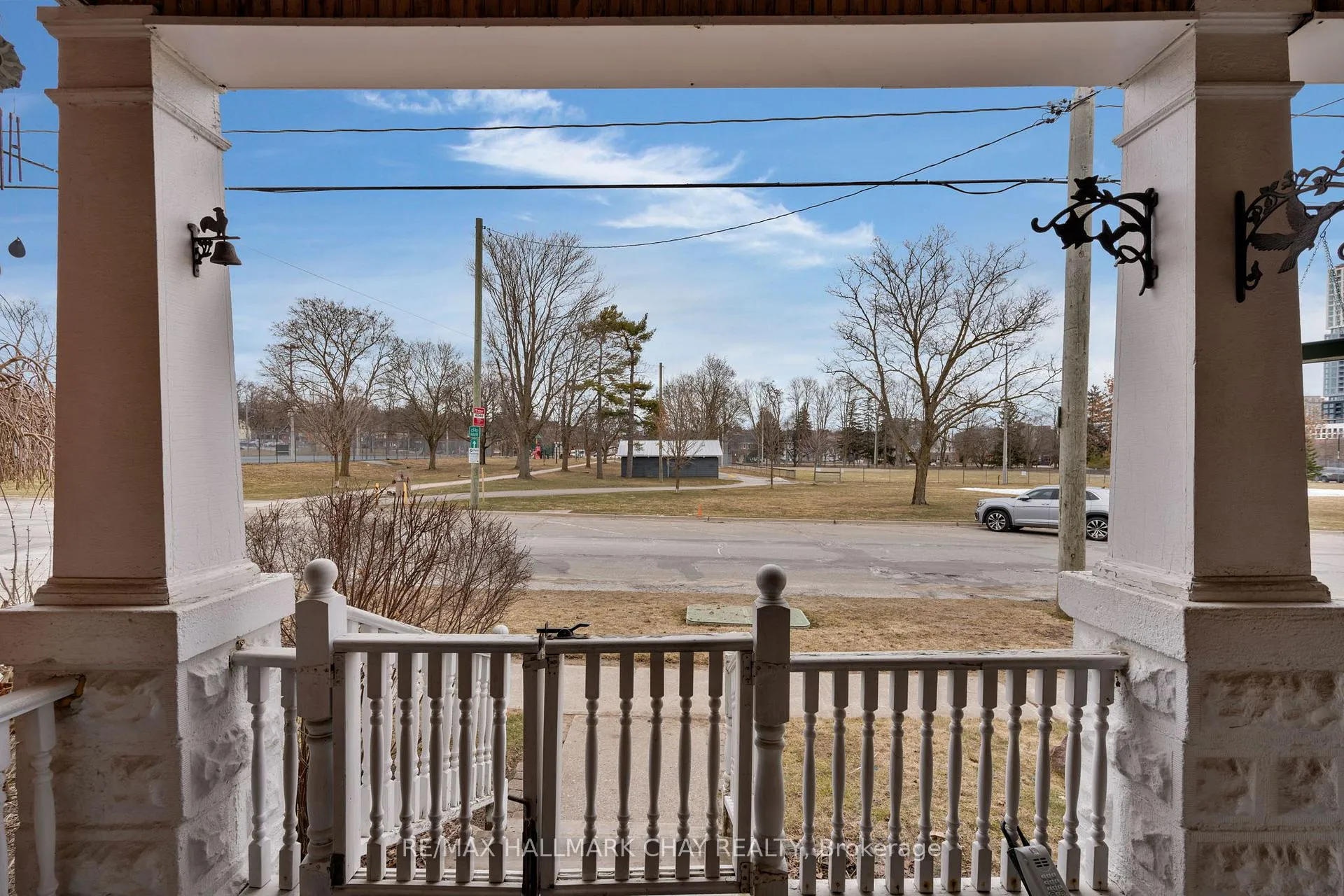 Photo 5 of Unit #1, #2, 66 Parkside Drive, Barrie, Queen's Park — HOMEH