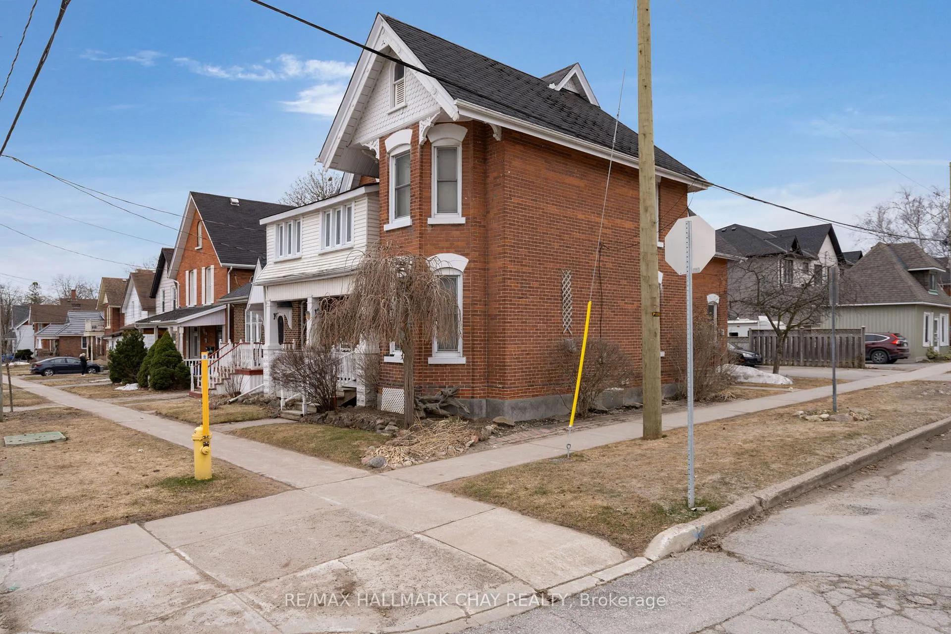 Photo 6 of Unit #1, #2, 66 Parkside Drive, Barrie, Queen's Park — HOMEH