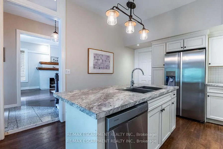 Photo 7 of 954 Beach Boulevard, Hamilton, Hamilton Beach — HOMEH