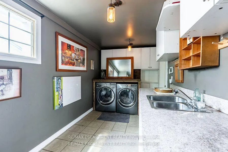 Photo 10 of 954 Beach Boulevard, Hamilton, Hamilton Beach — HOMEH