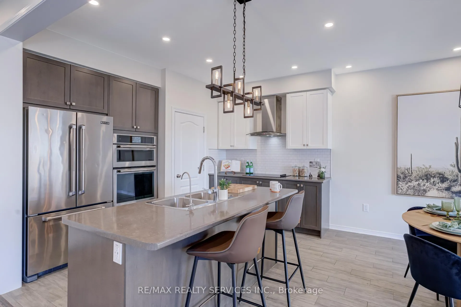 Photo 13 of 41 Evergreen Lane, Haldimand — HOMEH