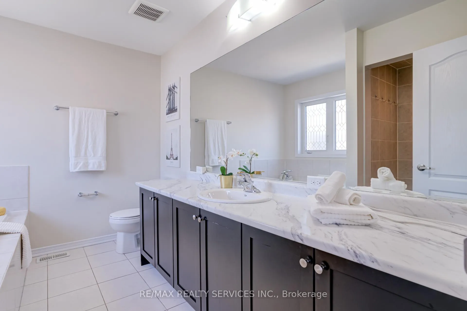 Photo 21 of 41 Evergreen Lane, Haldimand — HOMEH