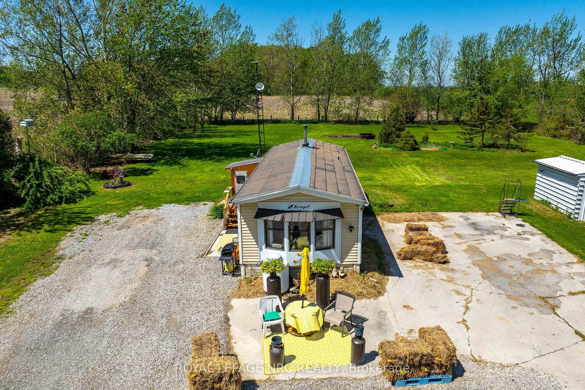 Photo 3 of 199 Dickhout Road, Haldimand — HOMEH