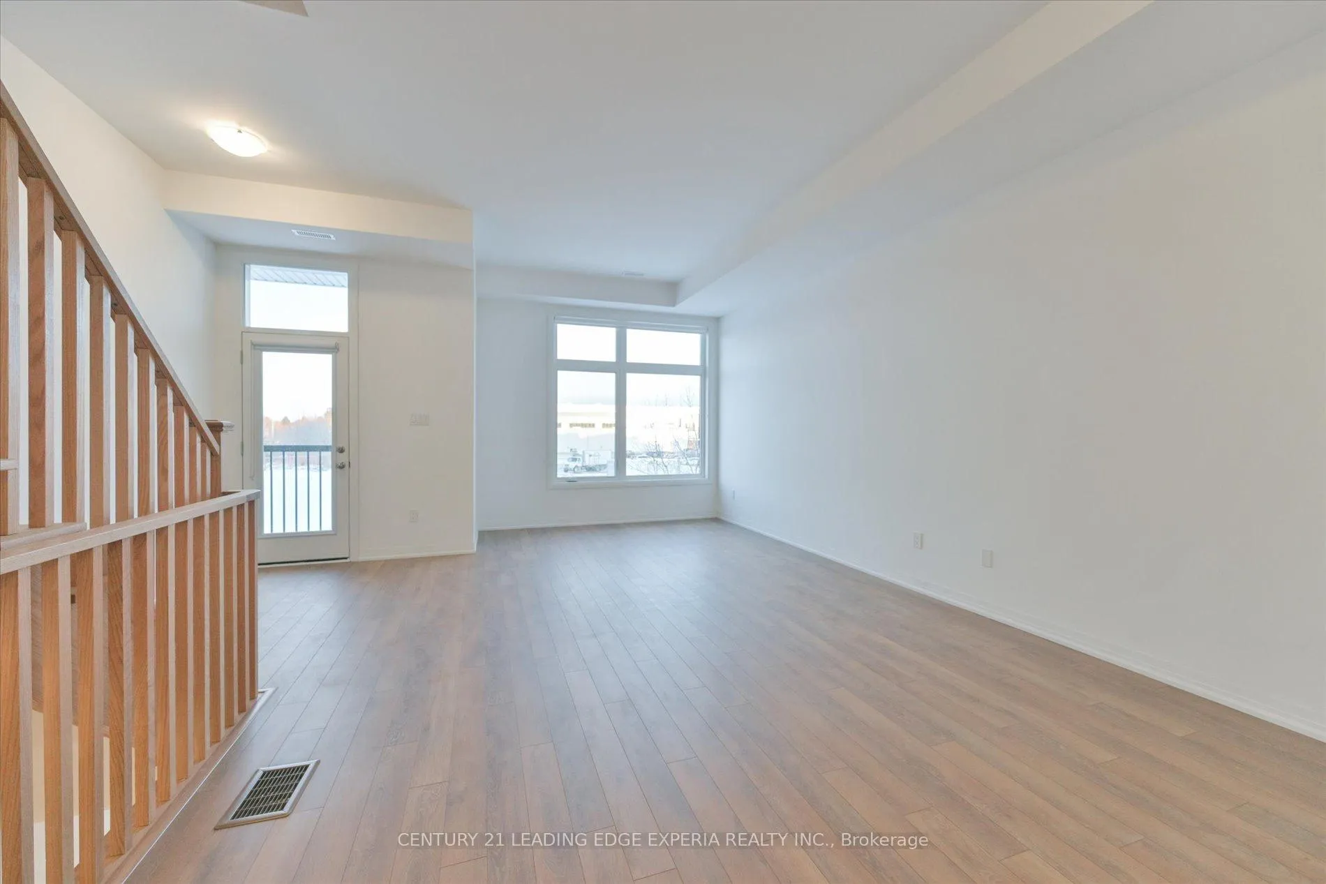 Photo 7 of 37 Alan Francis Lane, Markham, Cachet — HOMEH