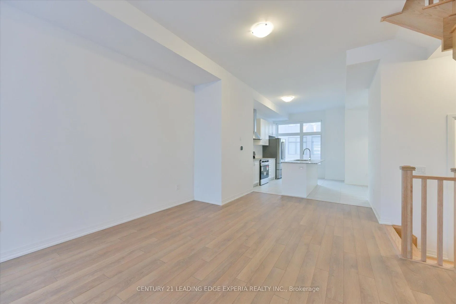 Photo 12 of 37 Alan Francis Lane, Markham, Cachet — HOMEH
