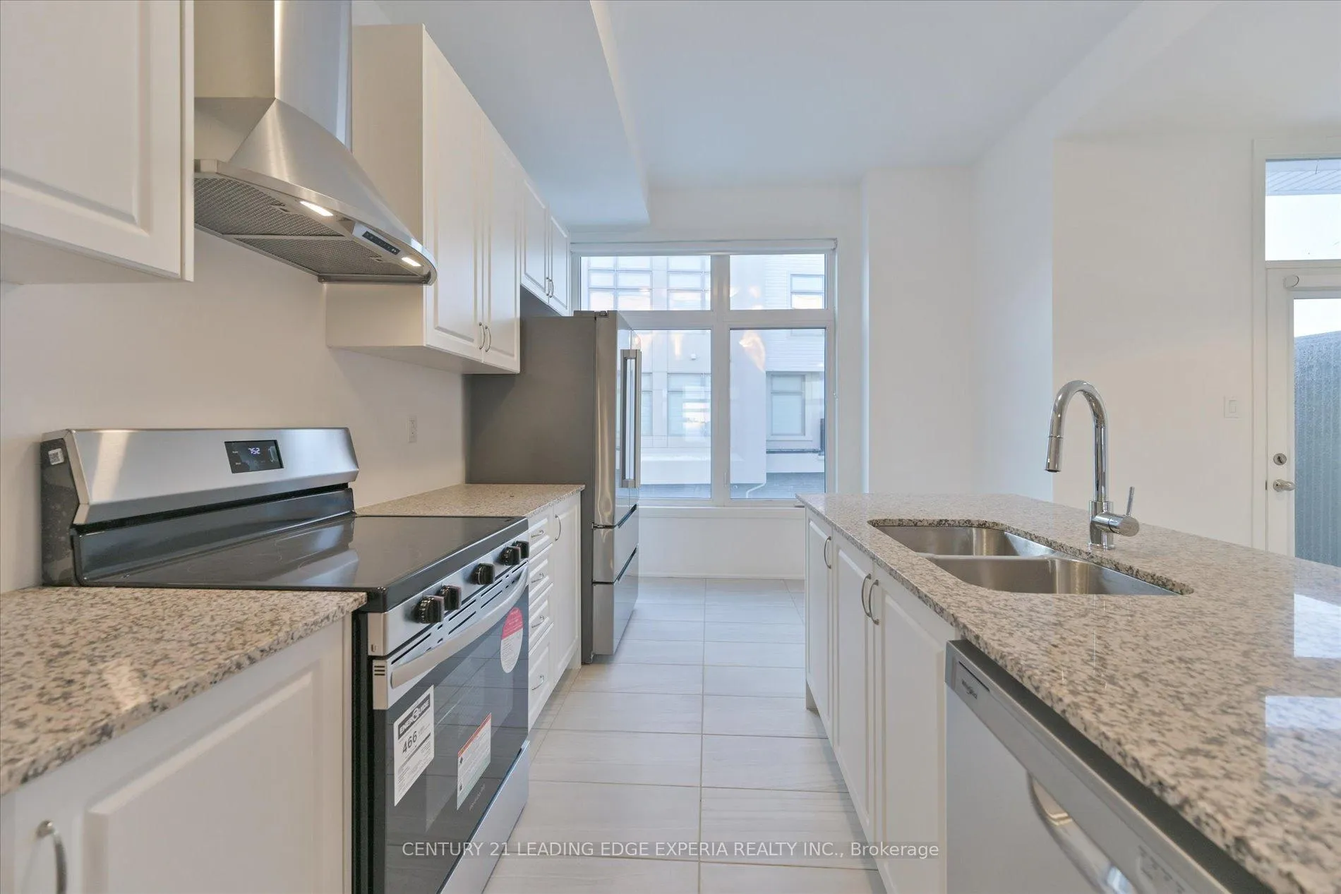 Photo 14 of 37 Alan Francis Lane, Markham, Cachet — HOMEH