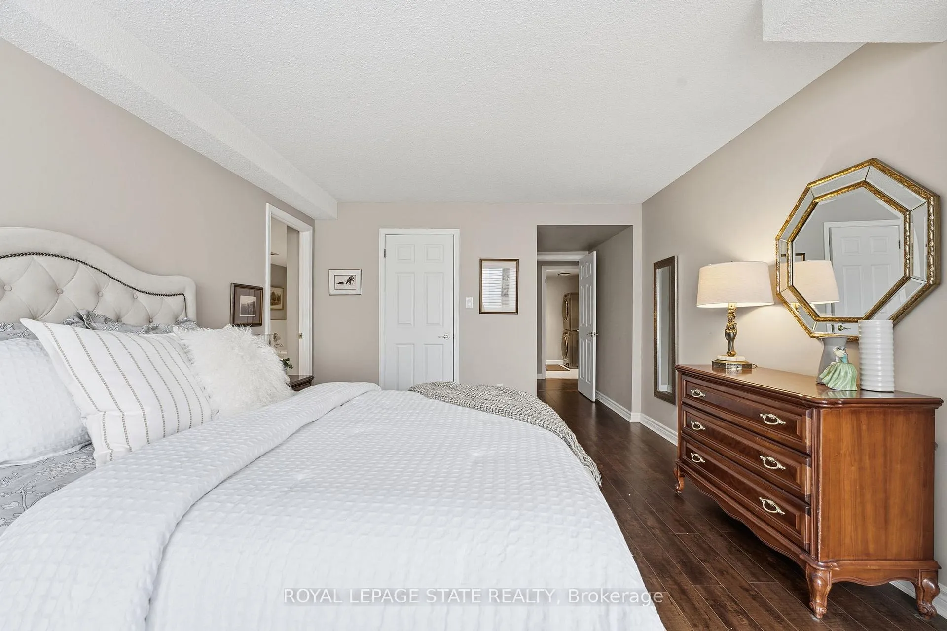 Photo 10 of Unit 5E, 67 Caroline Street S, Hamilton, Durand — HOMEH