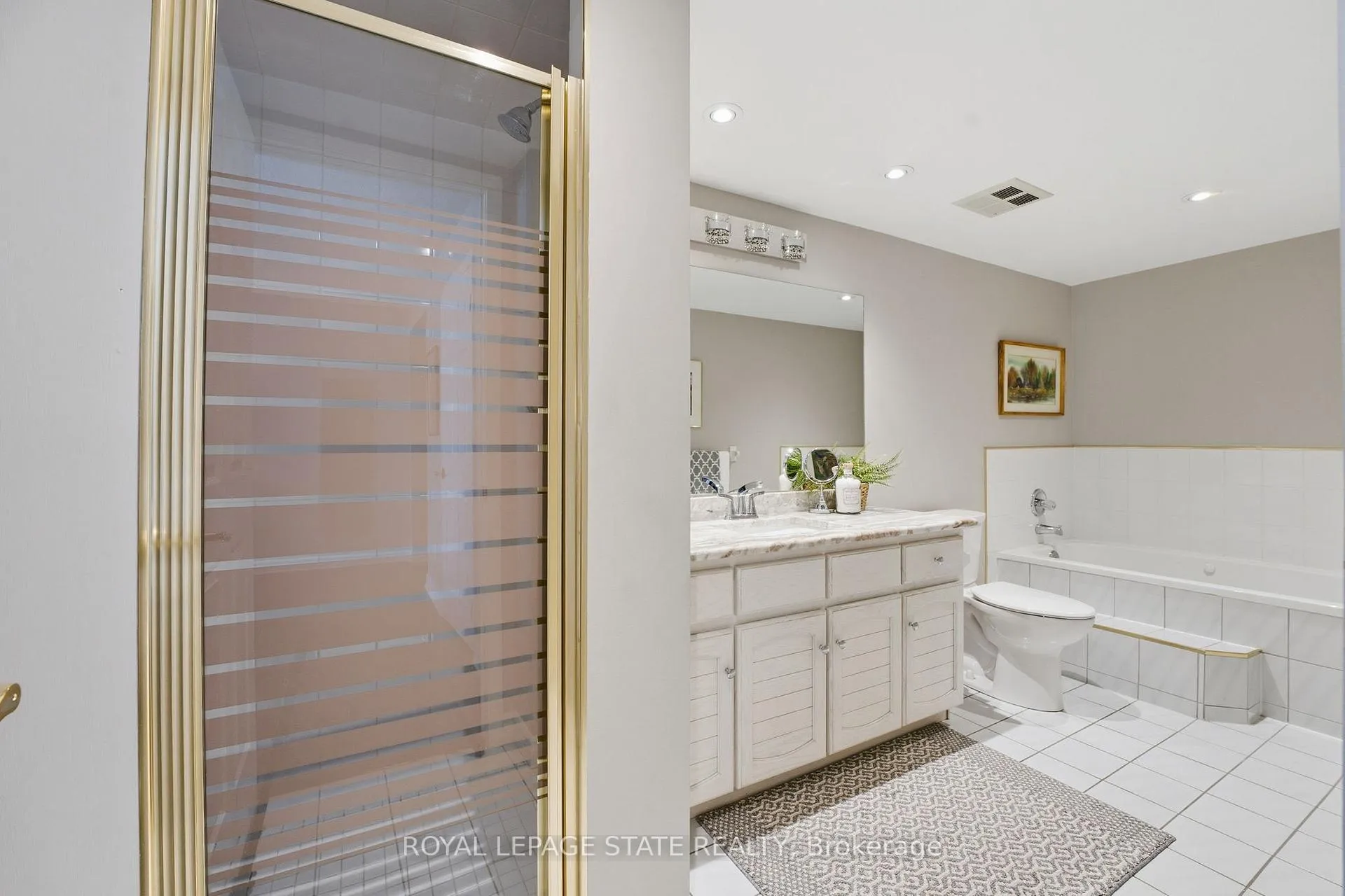 Photo 11 of Unit 5E, 67 Caroline Street S, Hamilton, Durand — HOMEH