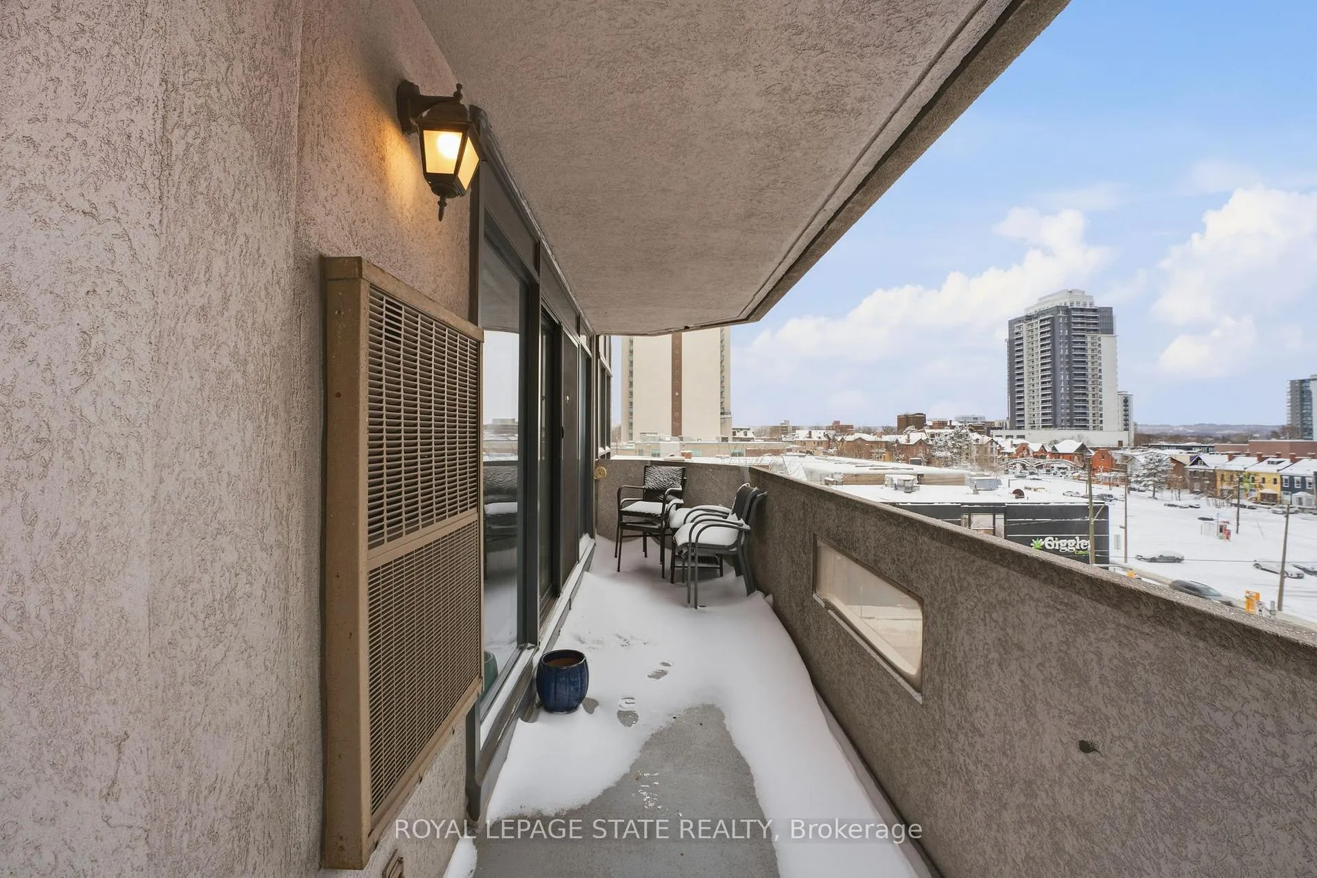 Photo 18 of Unit 5E, 67 Caroline Street S, Hamilton, Durand — HOMEH