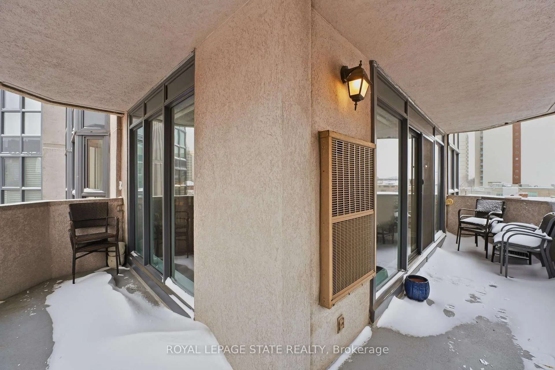 Photo 19 of Unit 5E, 67 Caroline Street S, Hamilton, Durand — HOMEH