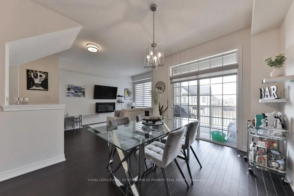 Photo 4 of 11 Labrish Road, Brampton, Northwest Brampton — HOMEH