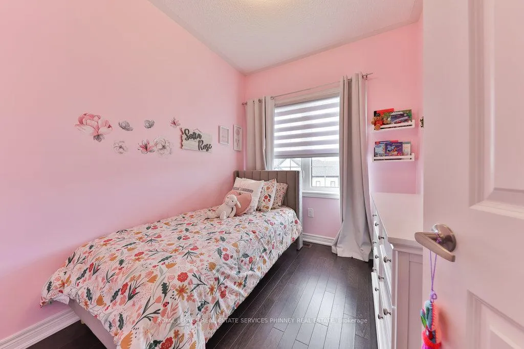 Photo 16 of 11 Labrish Road, Brampton, Northwest Brampton — HOMEH