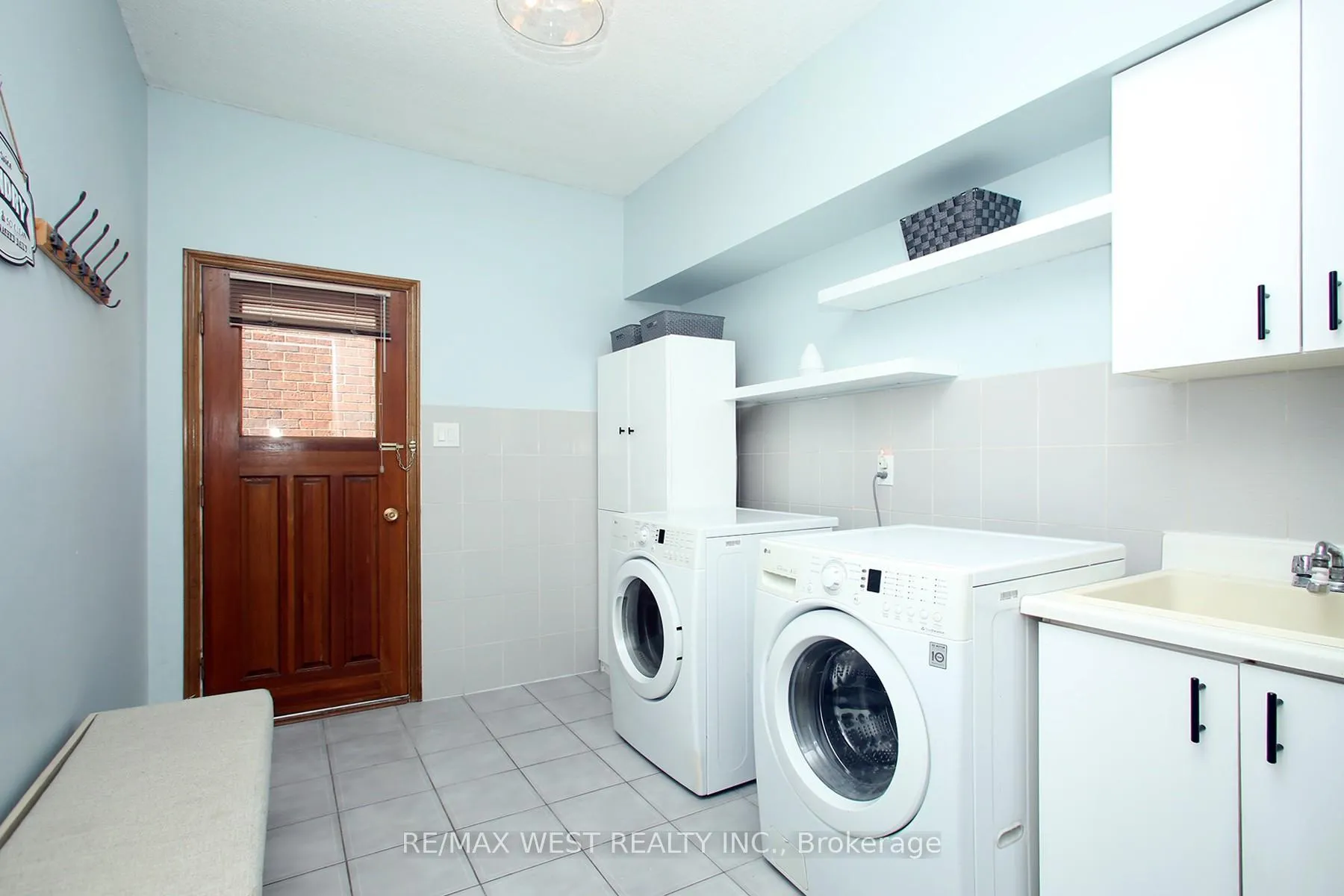 Photo 27 of 142 Father Ermanno Crescent, Vaughan, East Woodbridge — HOMEH