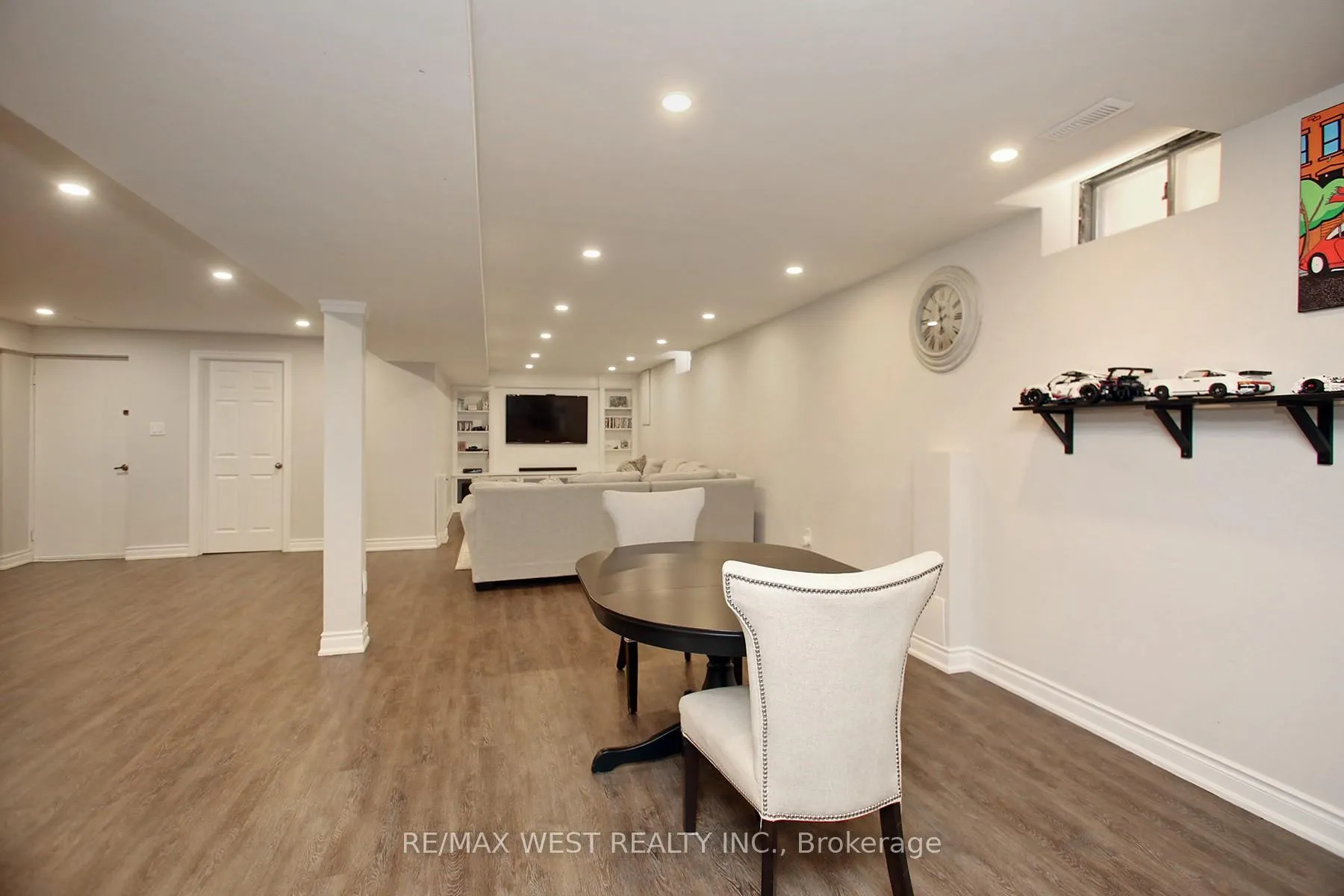 Photo 32 of 142 Father Ermanno Crescent, Vaughan, East Woodbridge — HOMEH